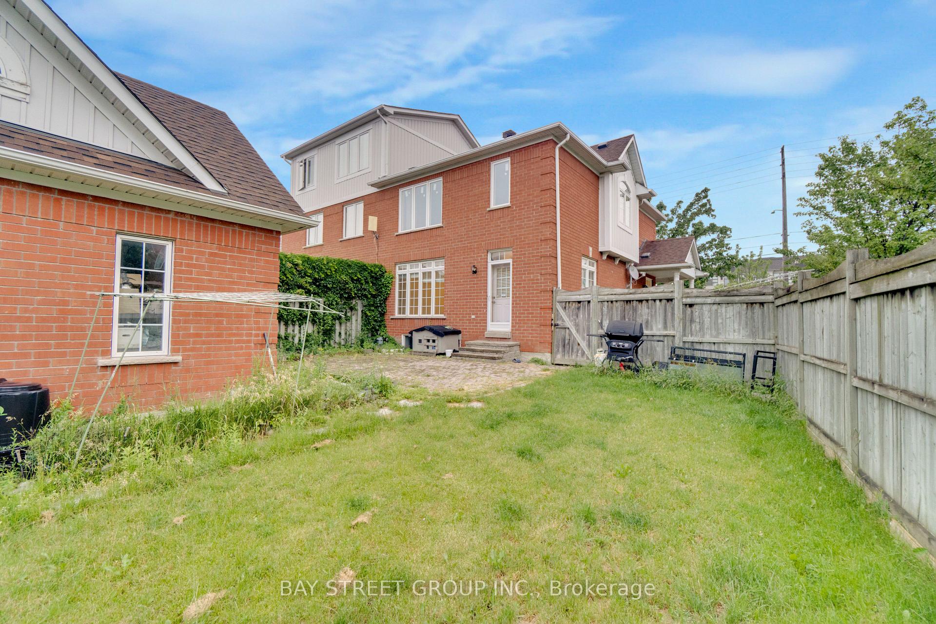 Photo 37 of 80 Irish Rose Drive, Markham, Berczy — HOMEH