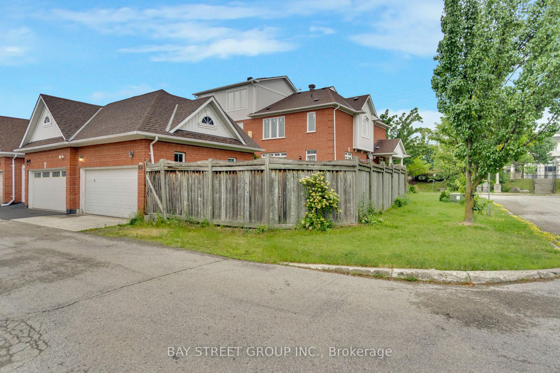 Photo 39 of 80 Irish Rose Drive, Markham, Berczy — HOMEH