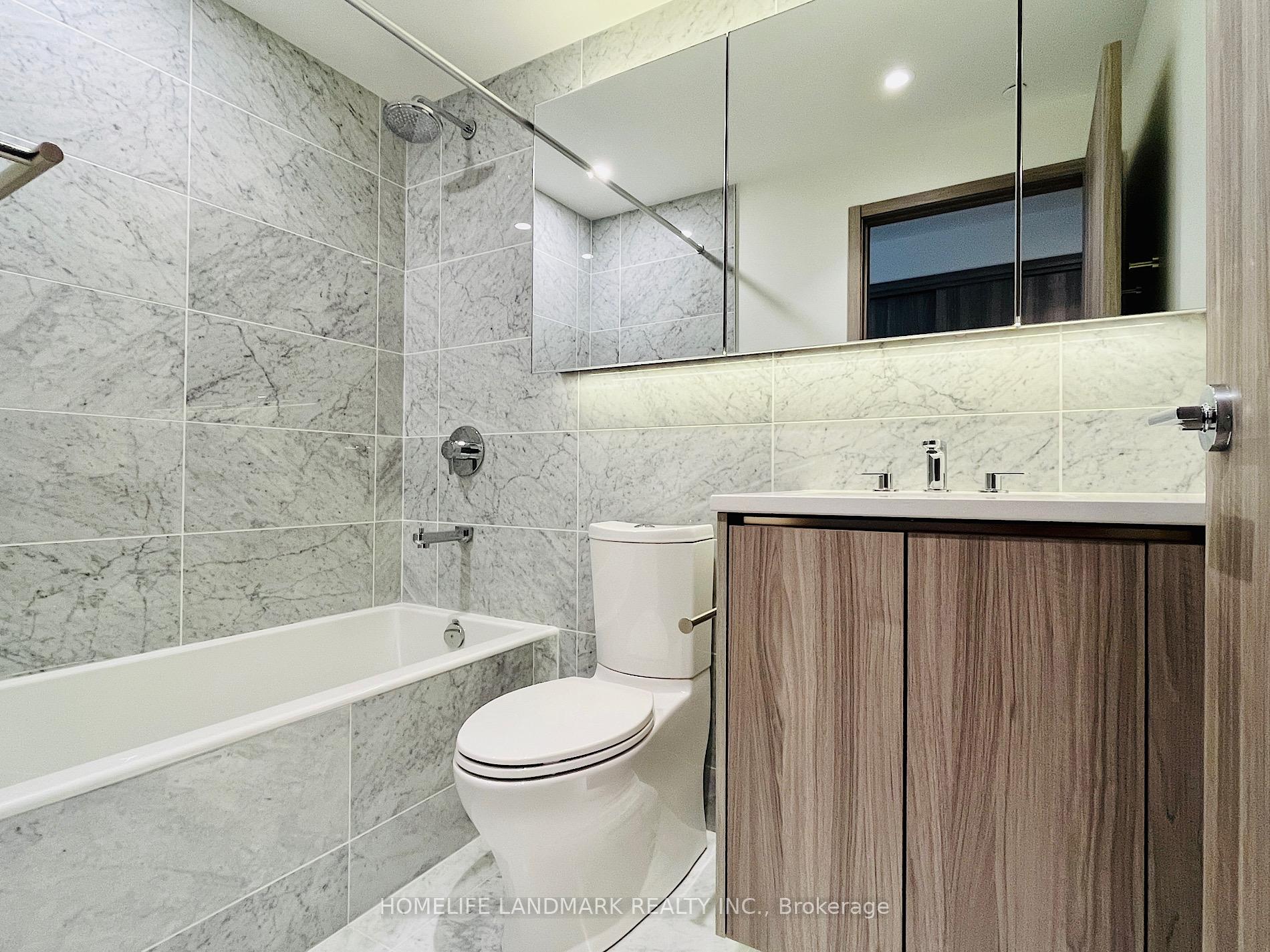 Photo 14 of Unit 806, 95 Mcmahon Drive, North York, Bayview Village — HOMEH