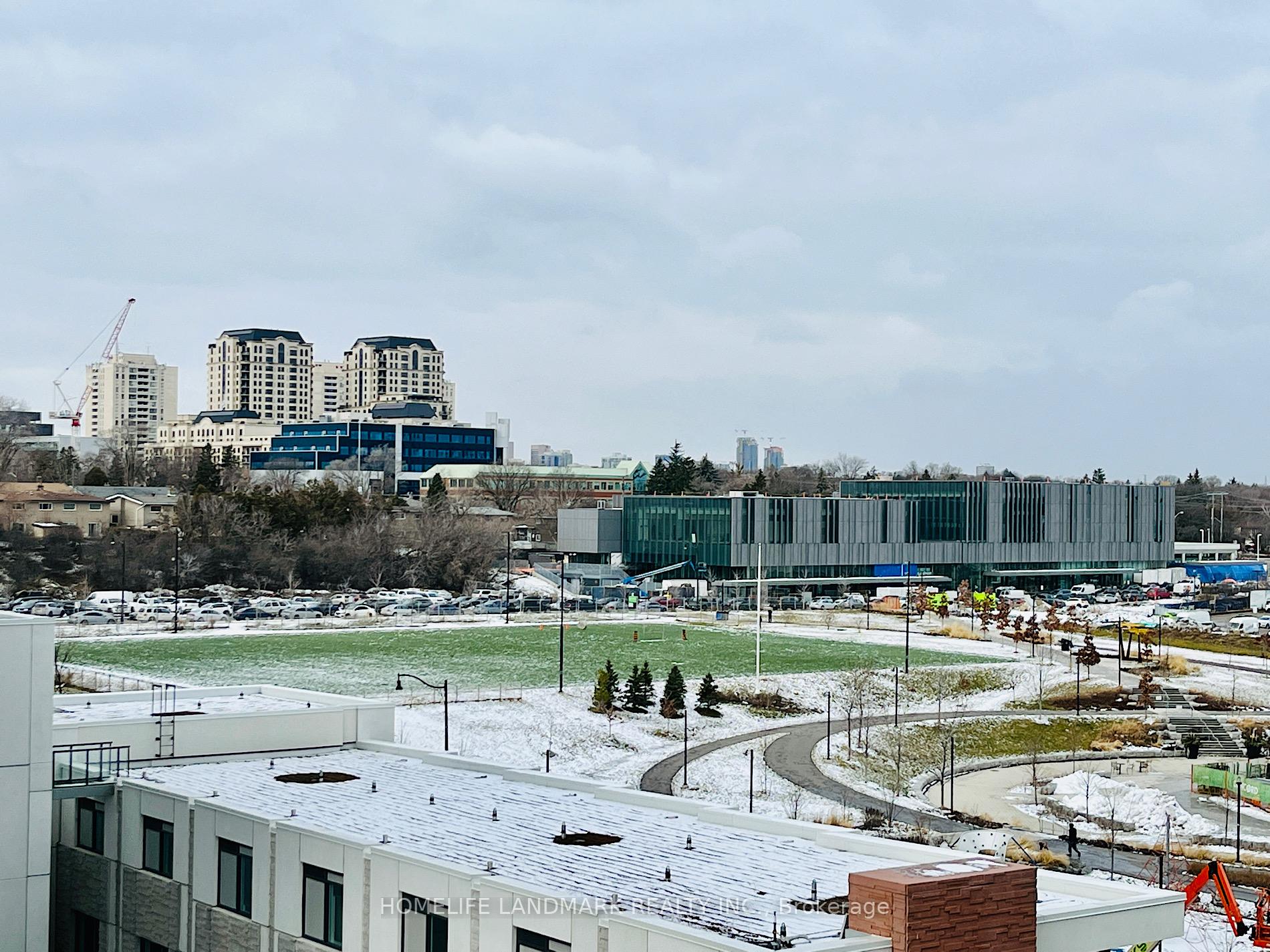 Photo 16 of Unit 806, 95 Mcmahon Drive, North York, Bayview Village — HOMEH