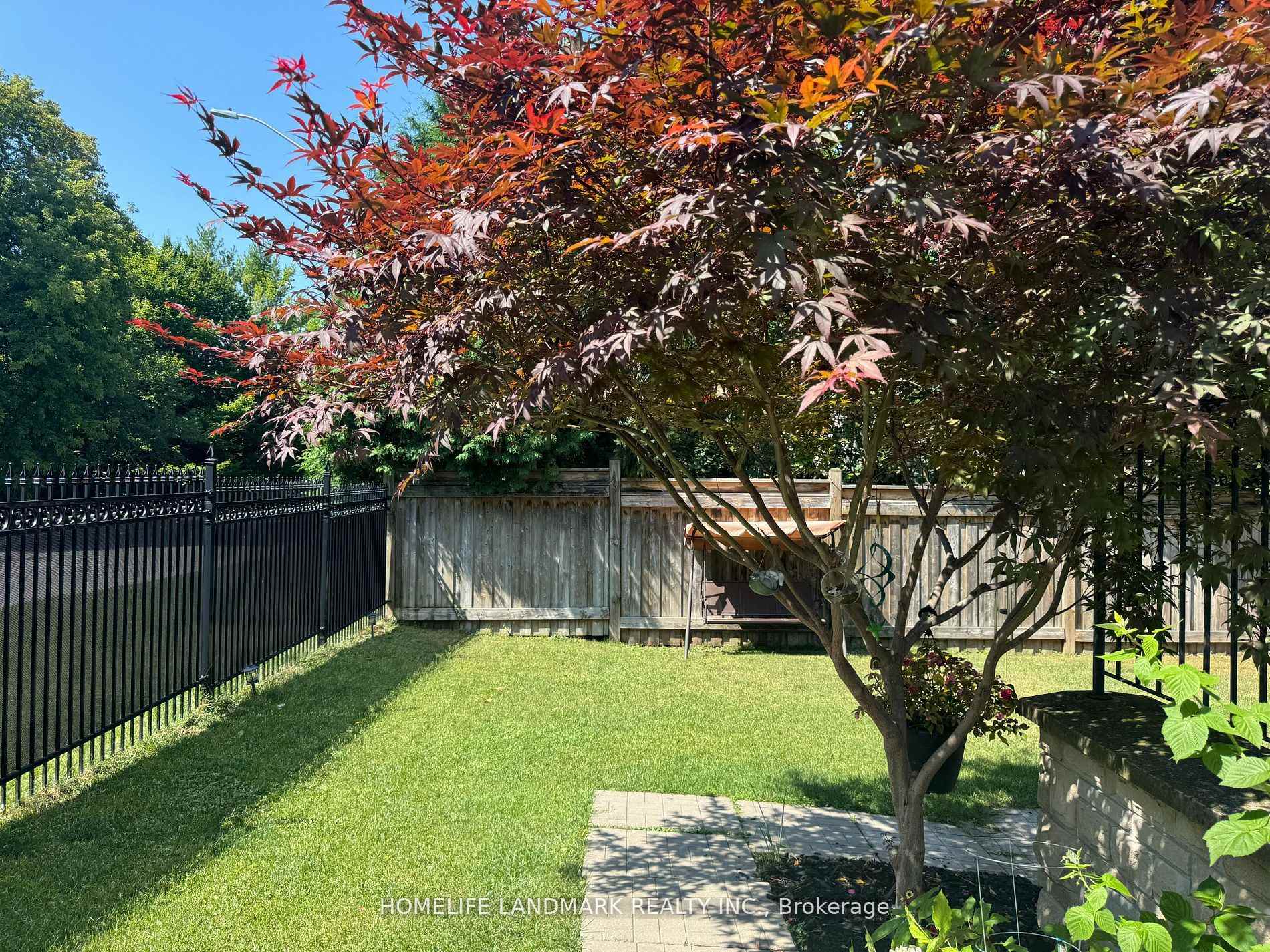 Photo 17 of Unit BSMT, 1 Clarkehaven Street, Vaughan, Crestwood-Springfarm-Yorkhill — HOMEH