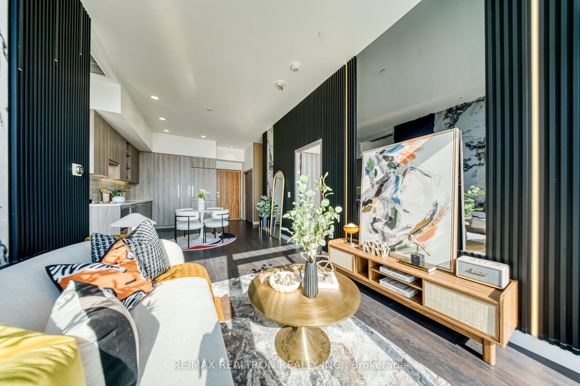 Photo 6 of Unit PH4106, 95 McMahon Drive, North York, Bayview Village — HOMEH