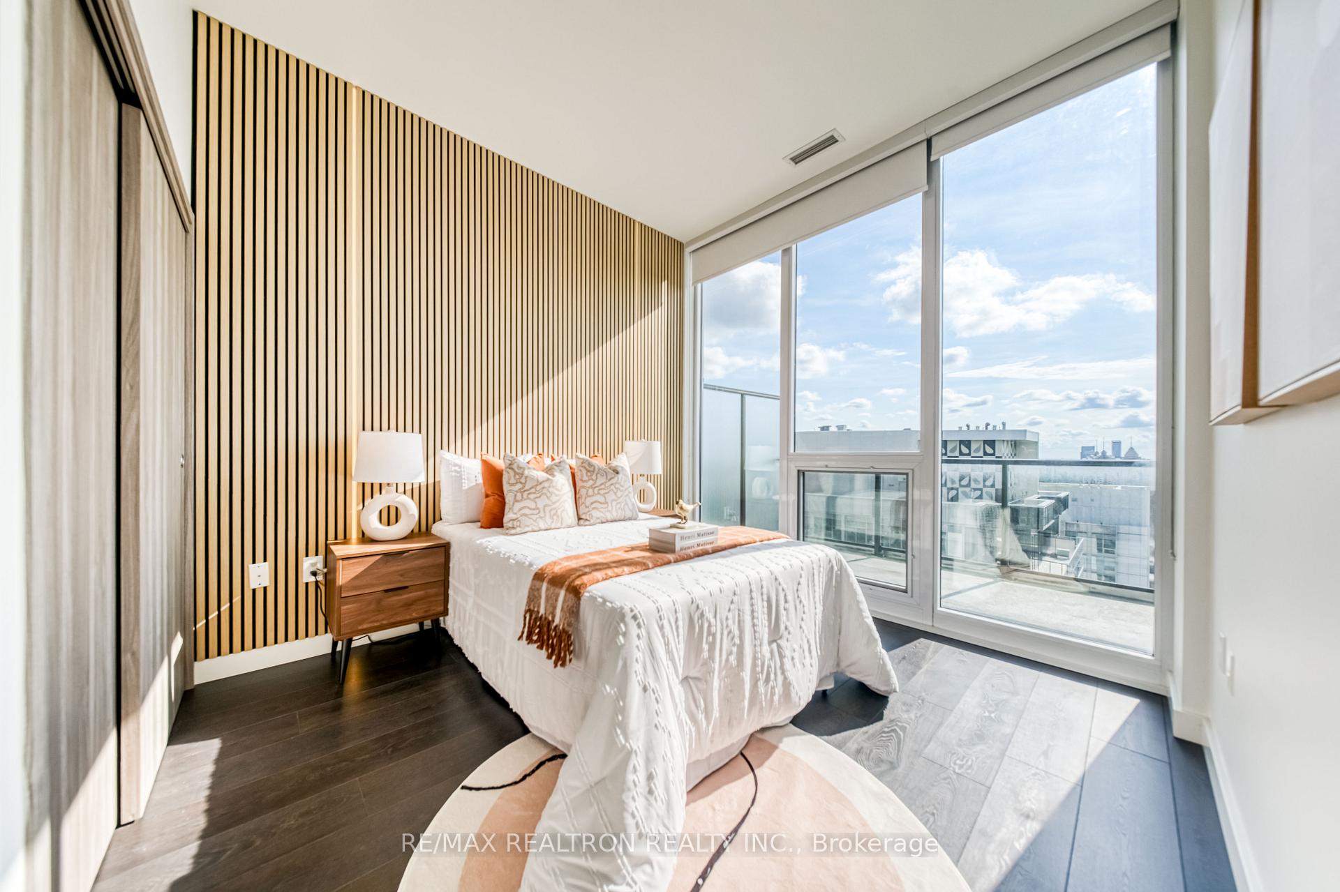 Photo 18 of Unit PH4106, 95 McMahon Drive, North York, Bayview Village — HOMEH
