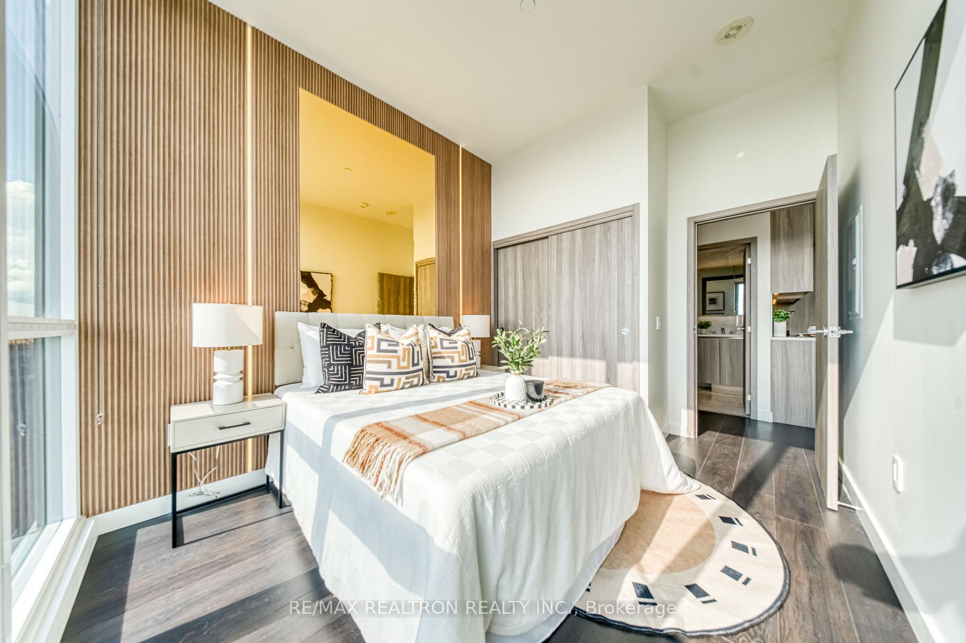 Photo 23 of Unit PH4106, 95 McMahon Drive, North York, Bayview Village — HOMEH