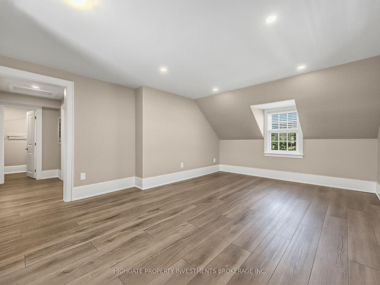 Photo 11 of Unit Upper, 107 Kent Street, Whitby, Downtown Whitby — HOMEH