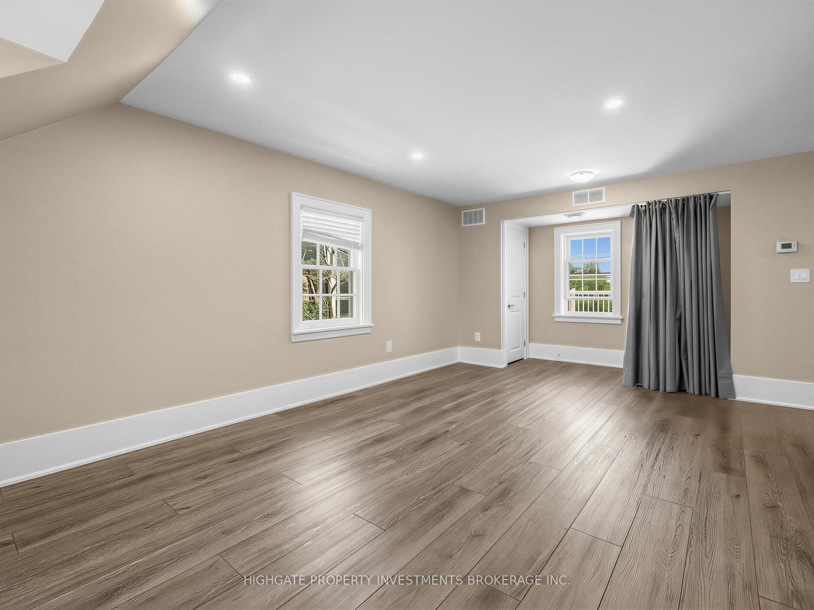 Photo 15 of Unit Upper, 107 Kent Street, Whitby, Downtown Whitby — HOMEH