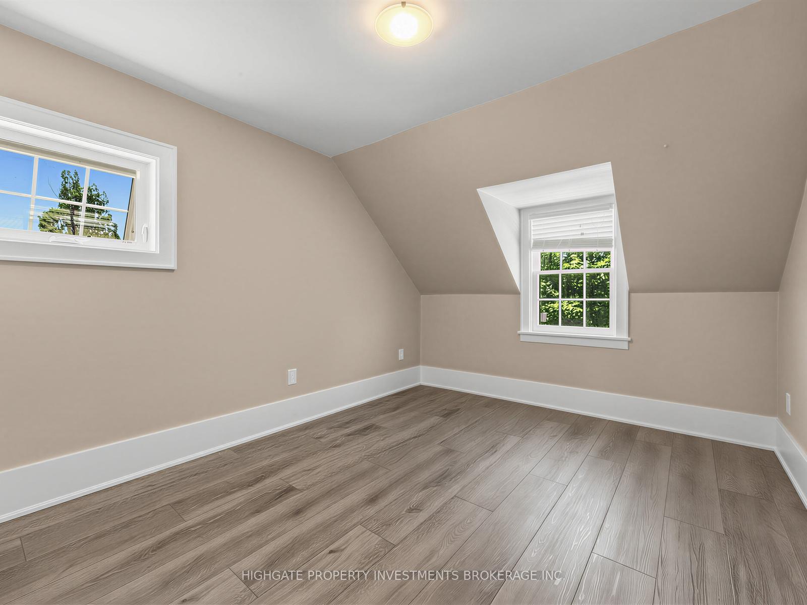 Photo 16 of Unit Upper, 107 Kent Street, Whitby, Downtown Whitby — HOMEH
