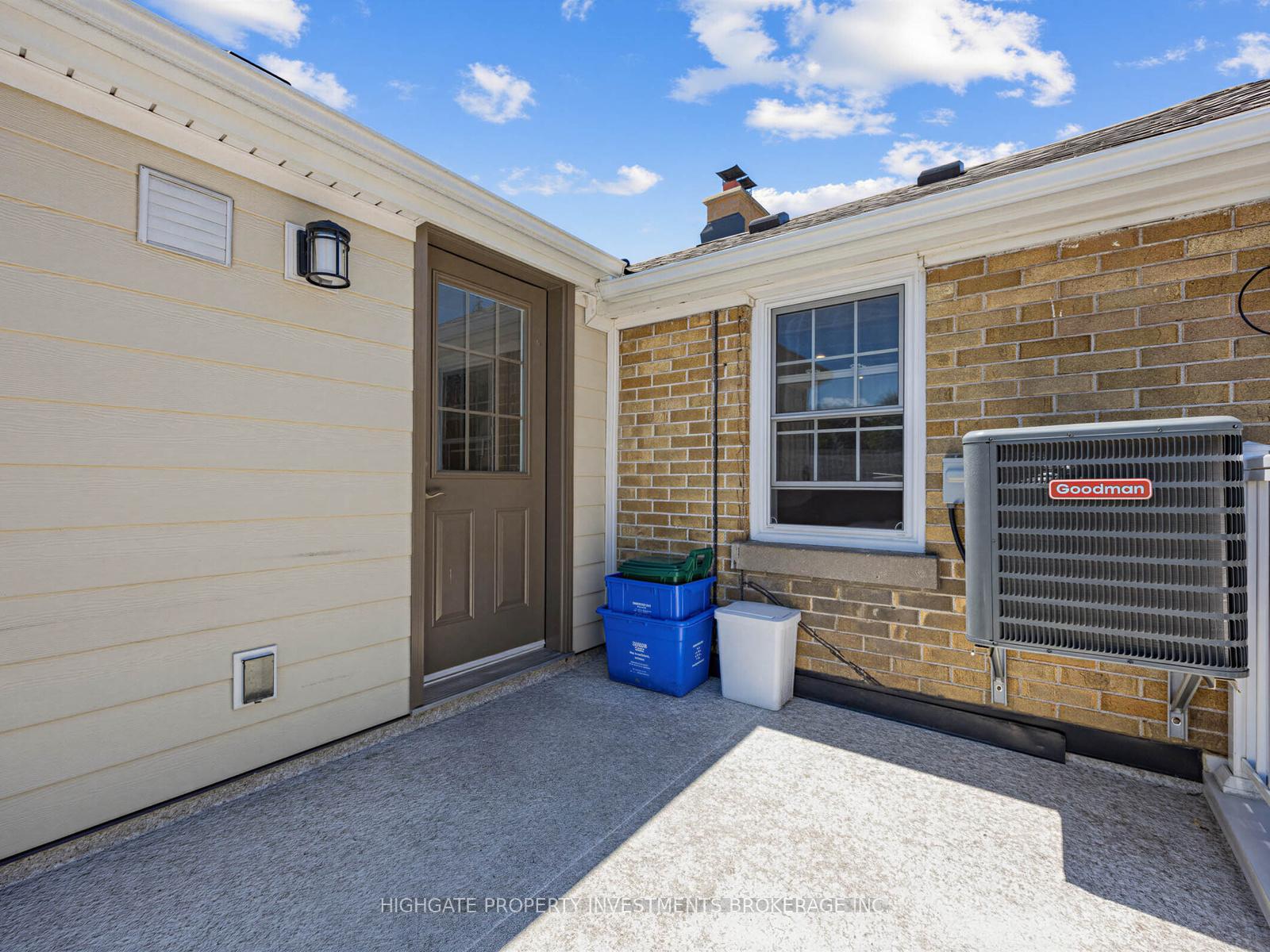 Photo 26 of Unit Upper, 107 Kent Street, Whitby, Downtown Whitby — HOMEH