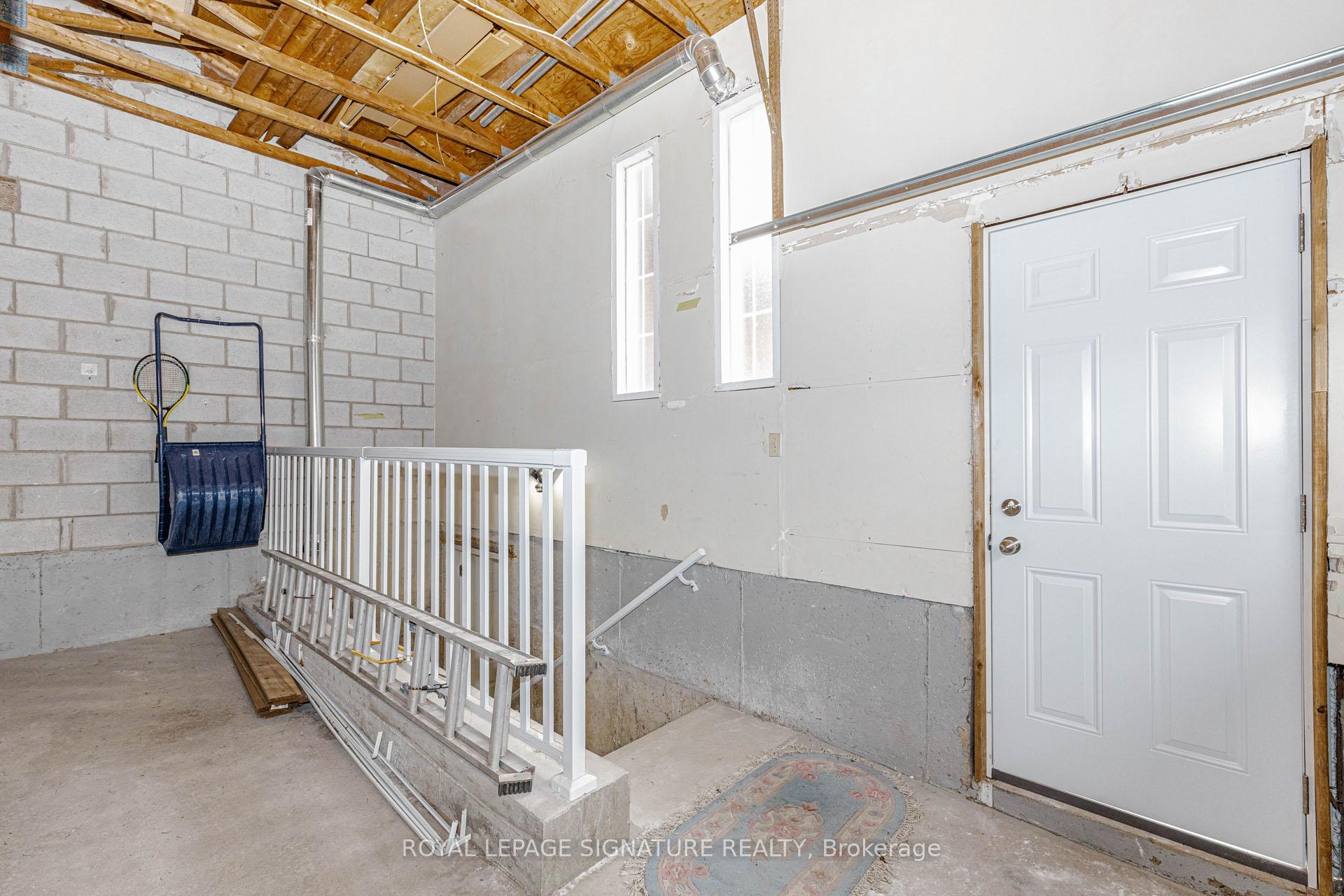Photo 3 of Unit Basment, 101 Hullrick Drive, Etobicoke, West Humber-Clairville — HOMEH