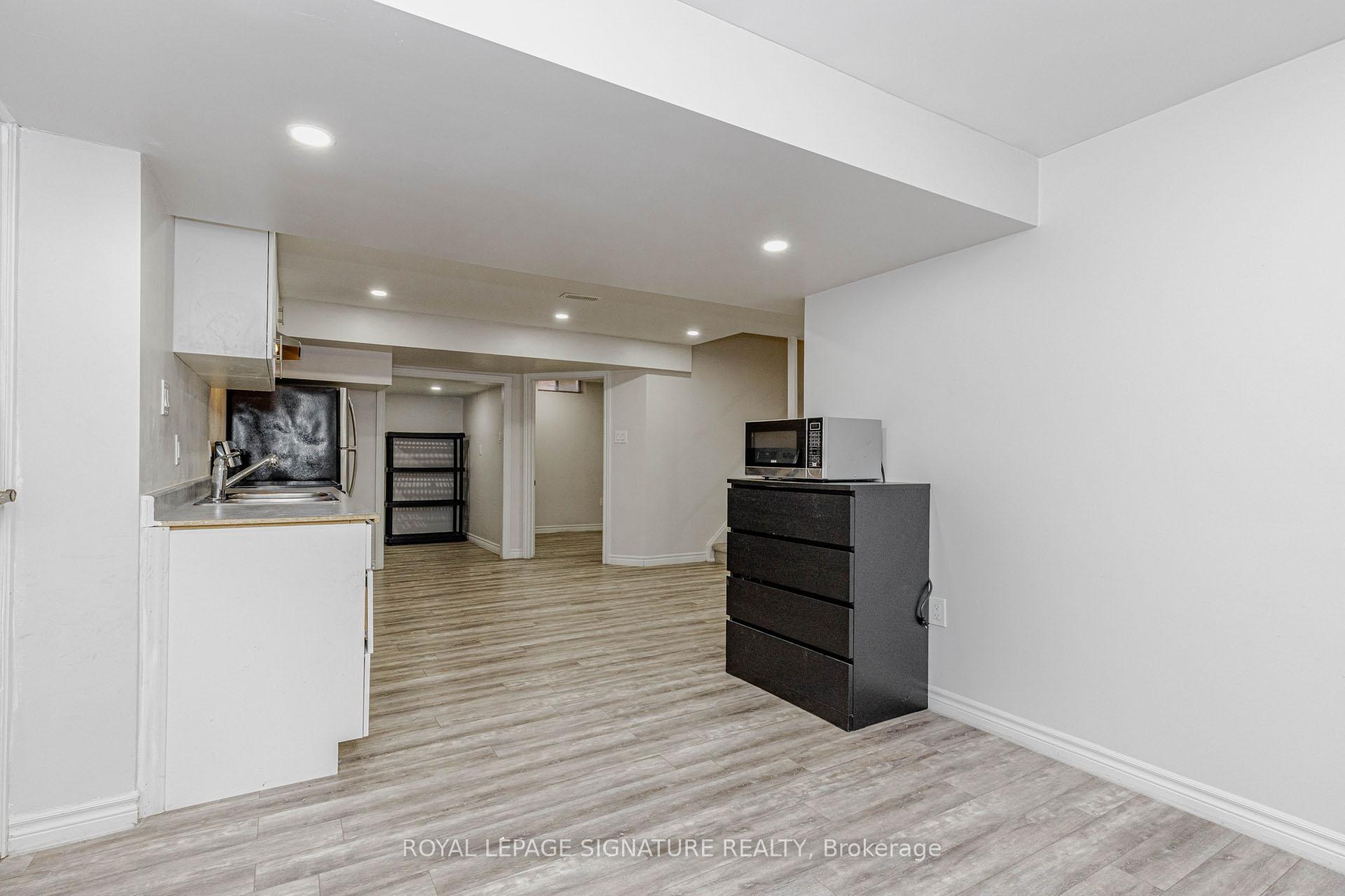 Photo 12 of Unit Basment, 101 Hullrick Drive, Etobicoke, West Humber-Clairville — HOMEH