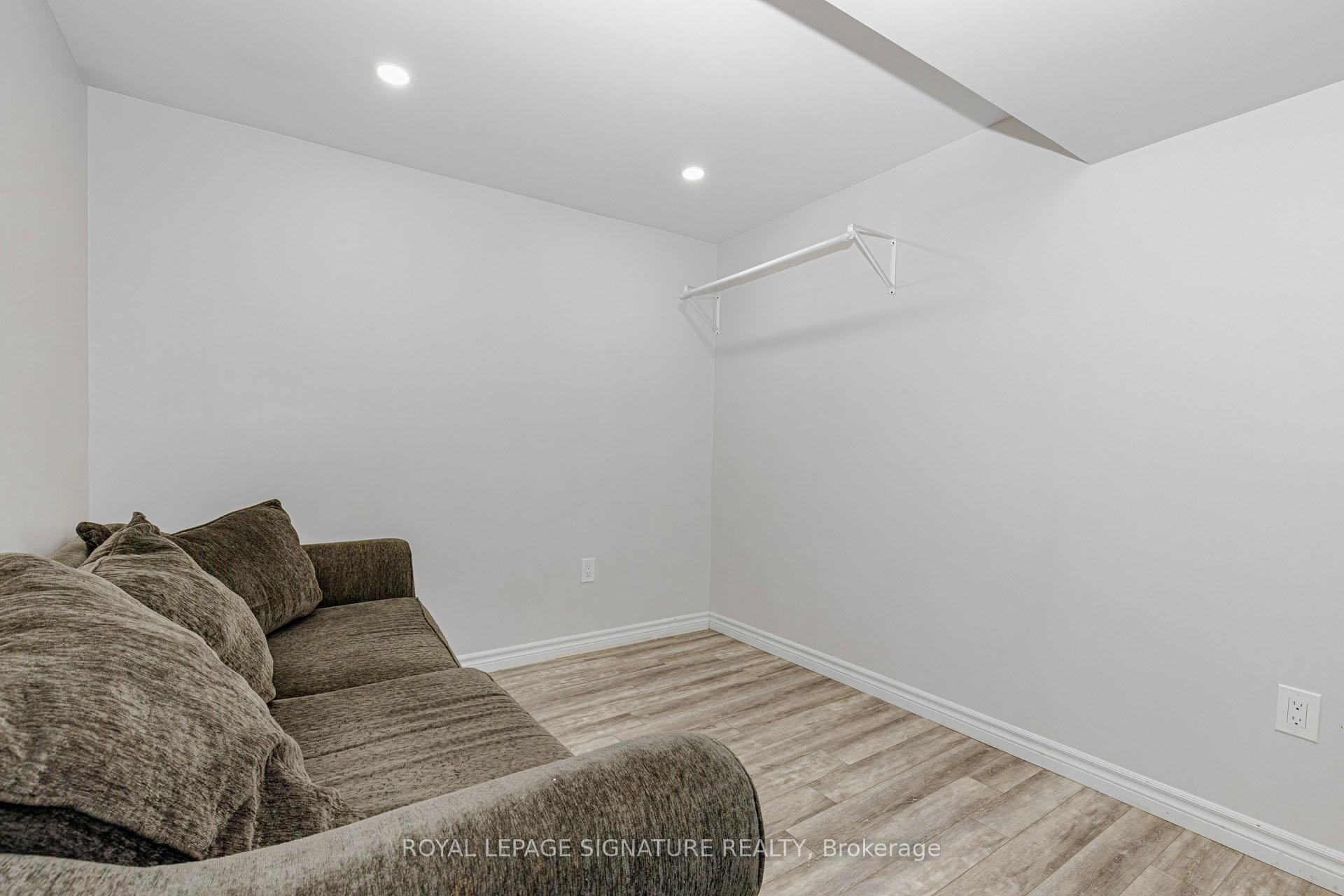 Photo 18 of Unit Basment, 101 Hullrick Drive, Etobicoke, West Humber-Clairville — HOMEH