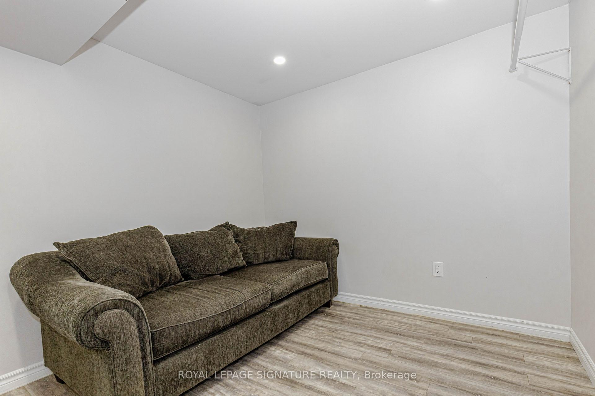 Photo 19 of Unit Basment, 101 Hullrick Drive, Etobicoke, West Humber-Clairville — HOMEH