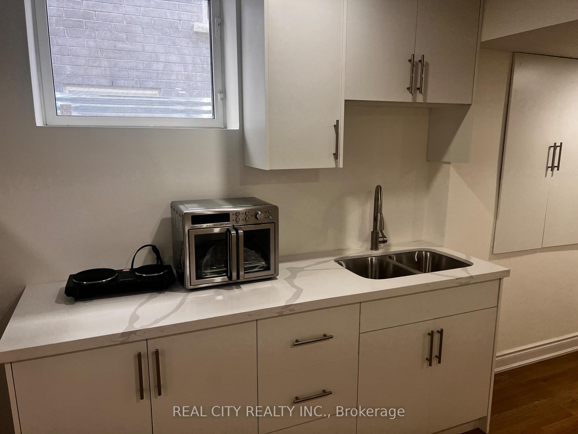 Photo 3 of 1100 Cameo Street, Pickering, Rural Pickering — HOMEH