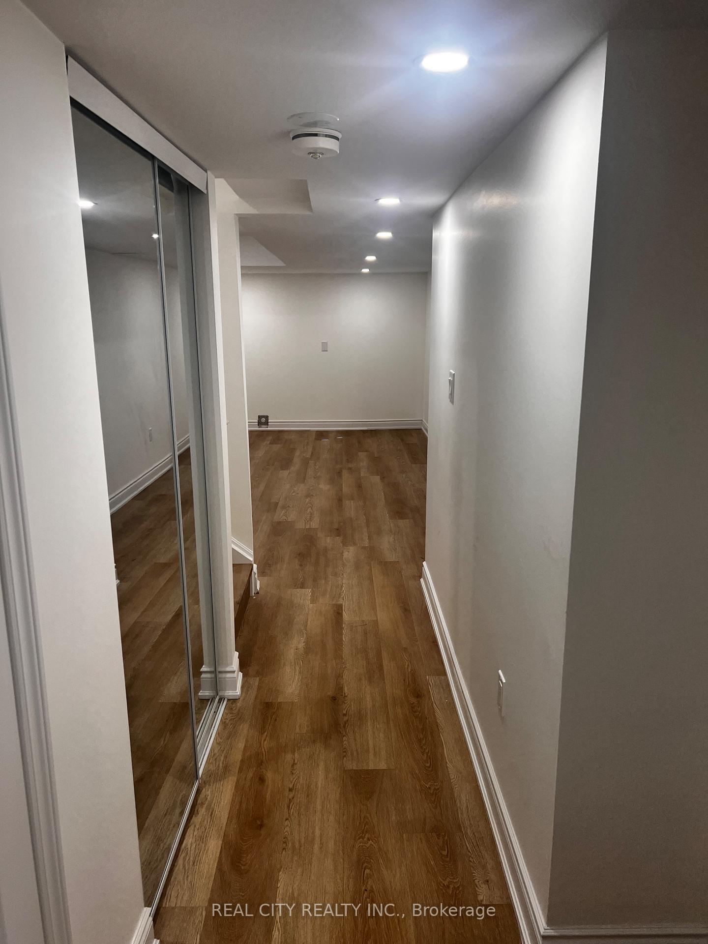 Photo 5 of 1100 Cameo Street, Pickering, Rural Pickering — HOMEH