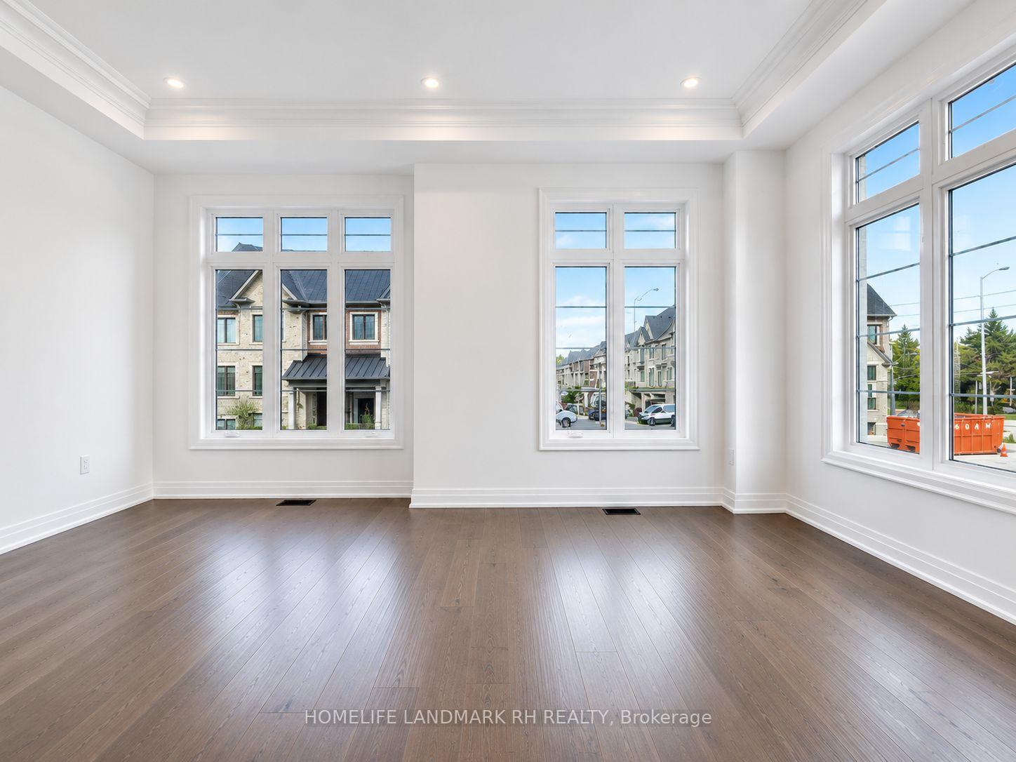 Photo 5 of 2 Abbey Hill Lane, Markham, Angus Glen — HOMEH