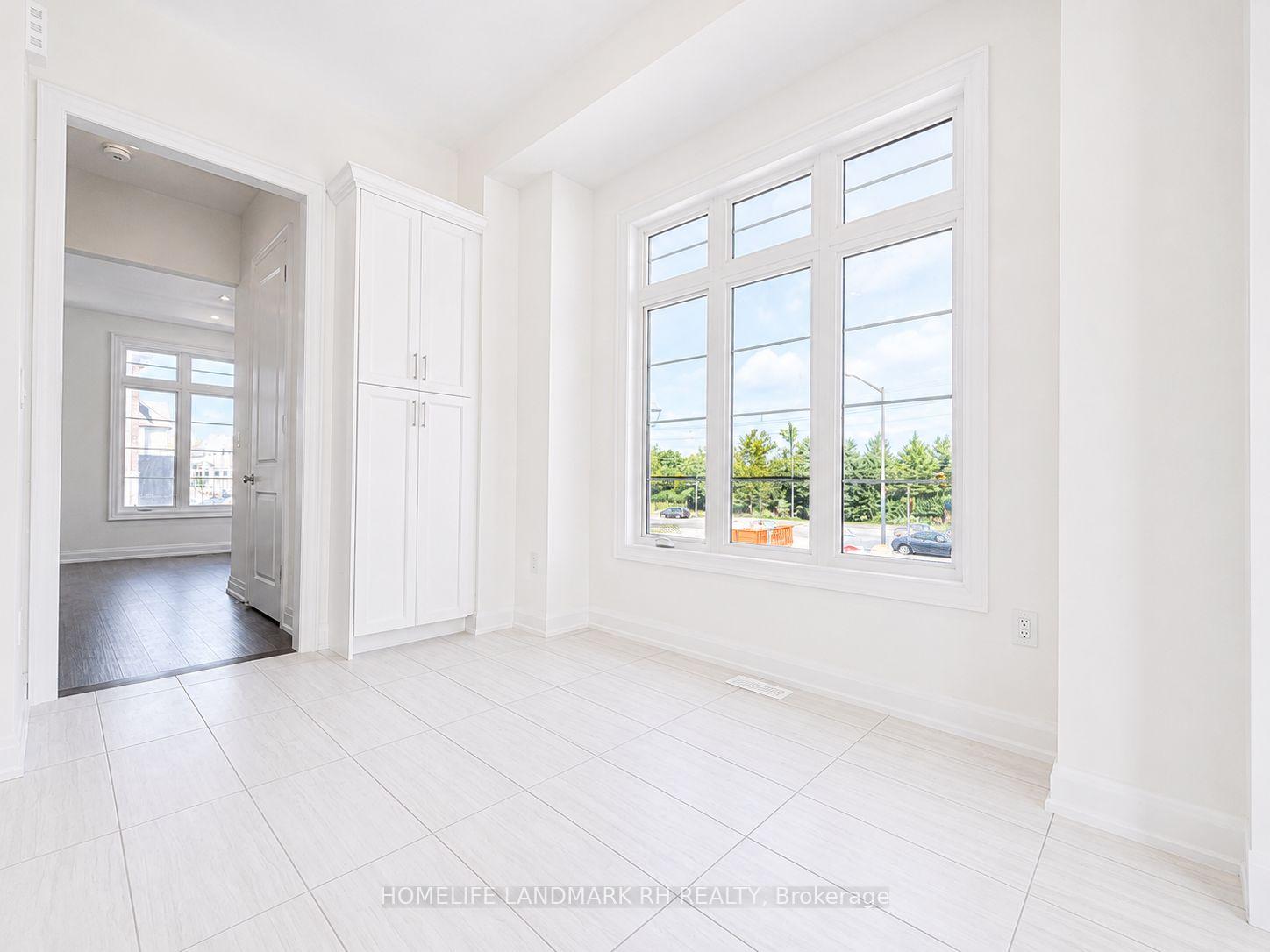 Photo 9 of 2 Abbey Hill Lane, Markham, Angus Glen — HOMEH