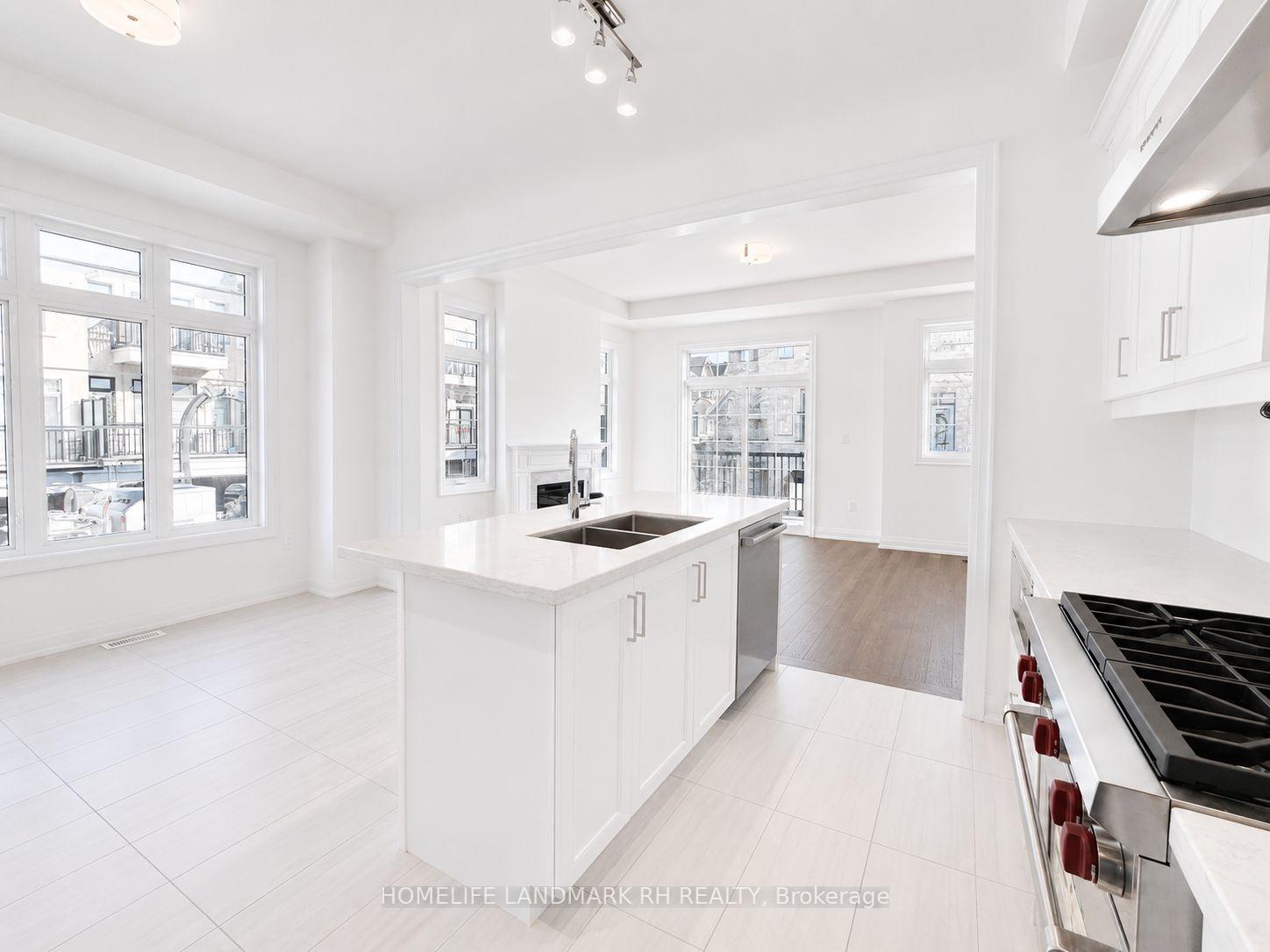 Photo 18 of 2 Abbey Hill Lane, Markham, Angus Glen — HOMEH