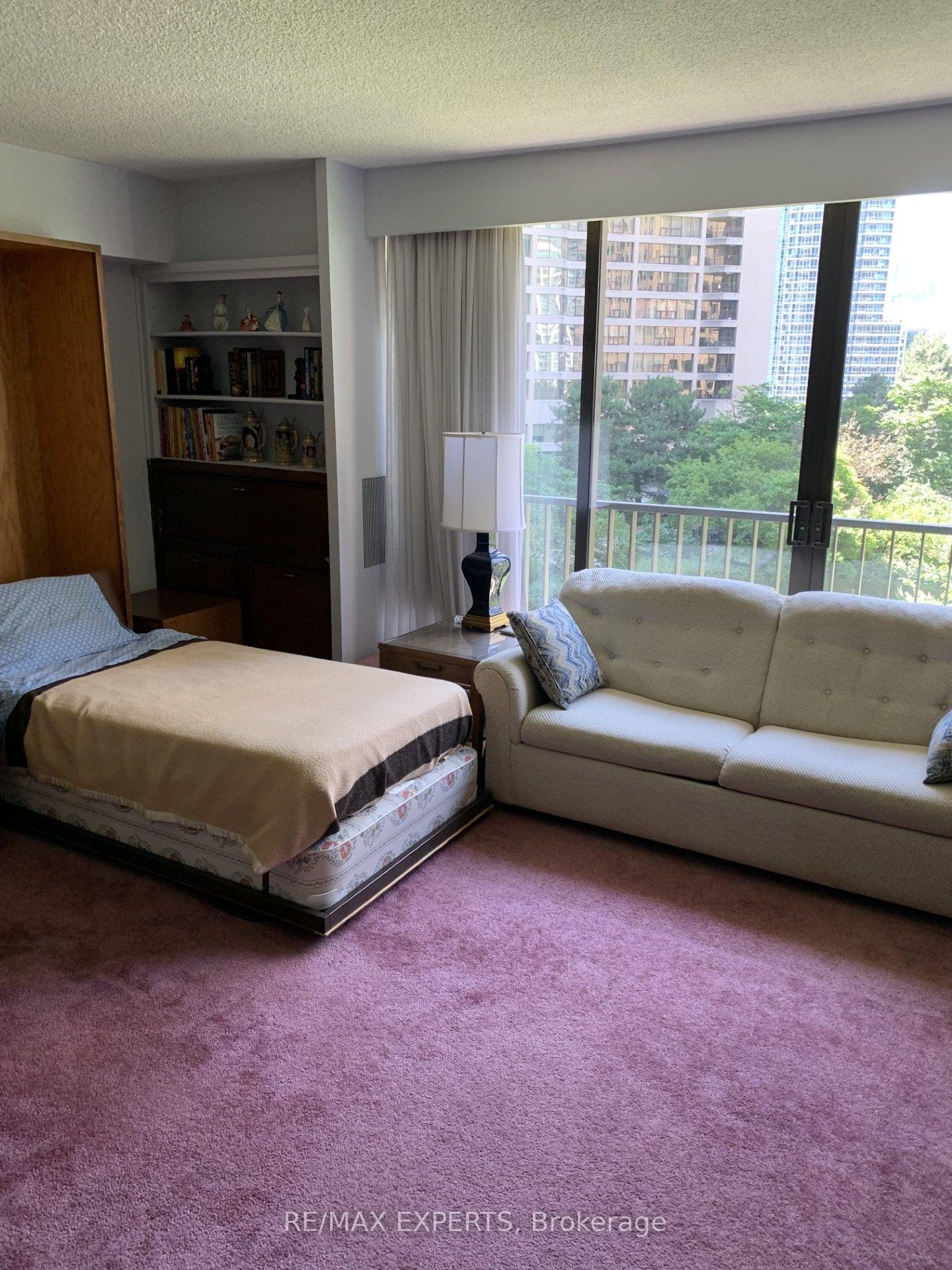 Photo 18 of Unit 1013, 33 Harbour Square, Toronto, Waterfront Communities — HOMEH