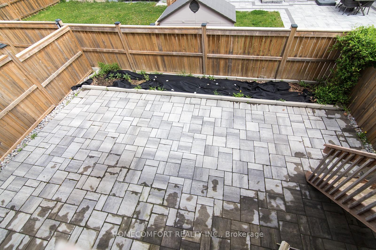 Photo 18 of 20 Ness Drive, Richmond Hill, Rural Richmond Hill — HOMEH