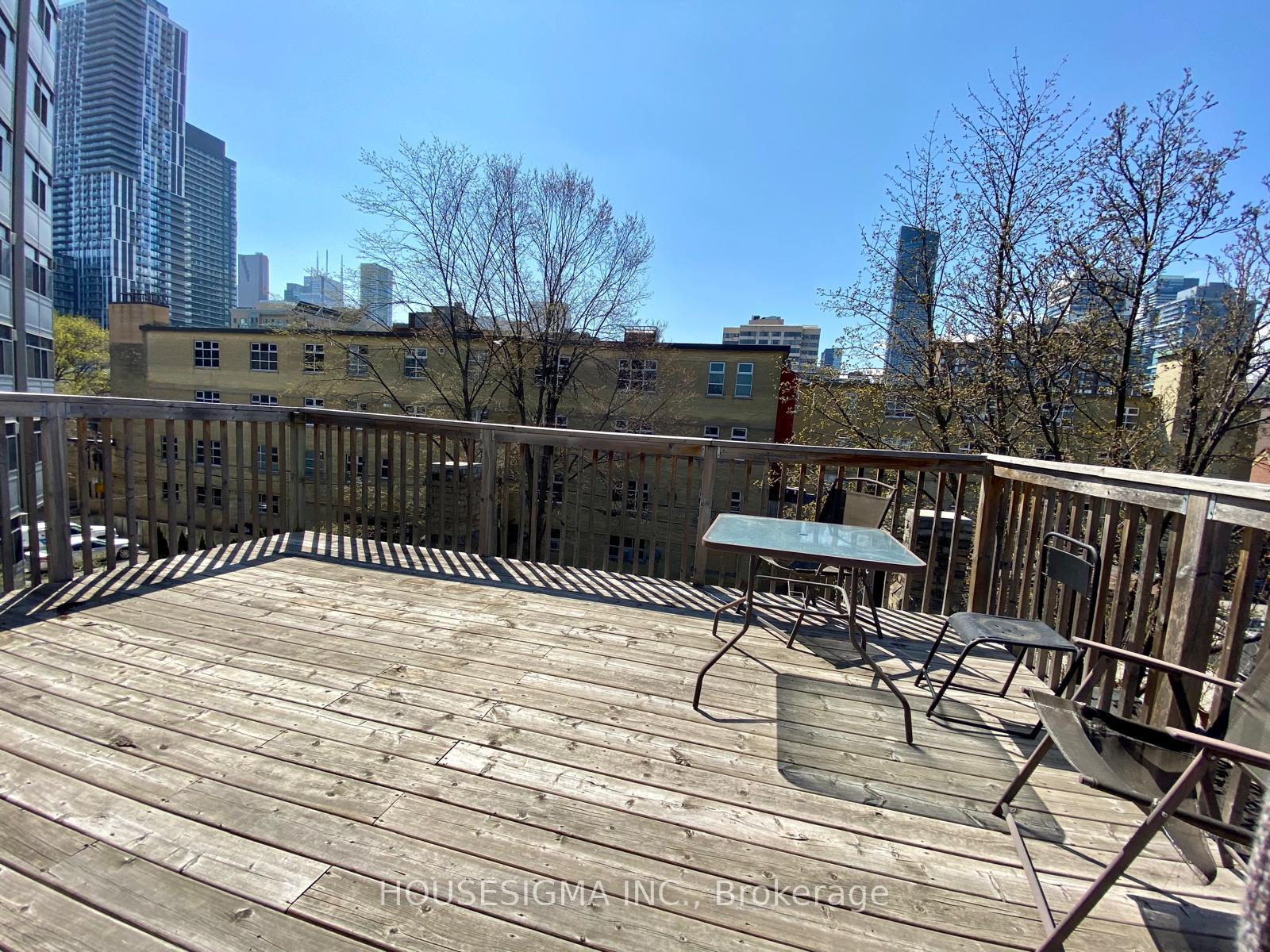 Photo 8 of Unit Upper #3, 104 Pembroke Street, Toronto, Moss Park — HOMEH