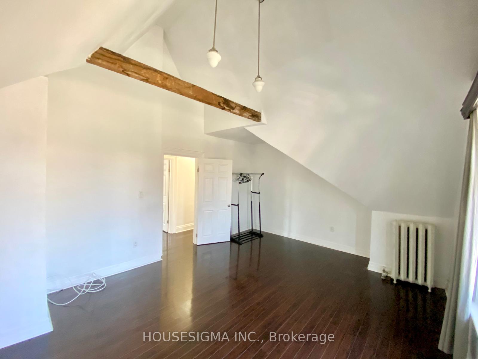 Photo 10 of Unit Upper #3, 104 Pembroke Street, Toronto, Moss Park — HOMEH