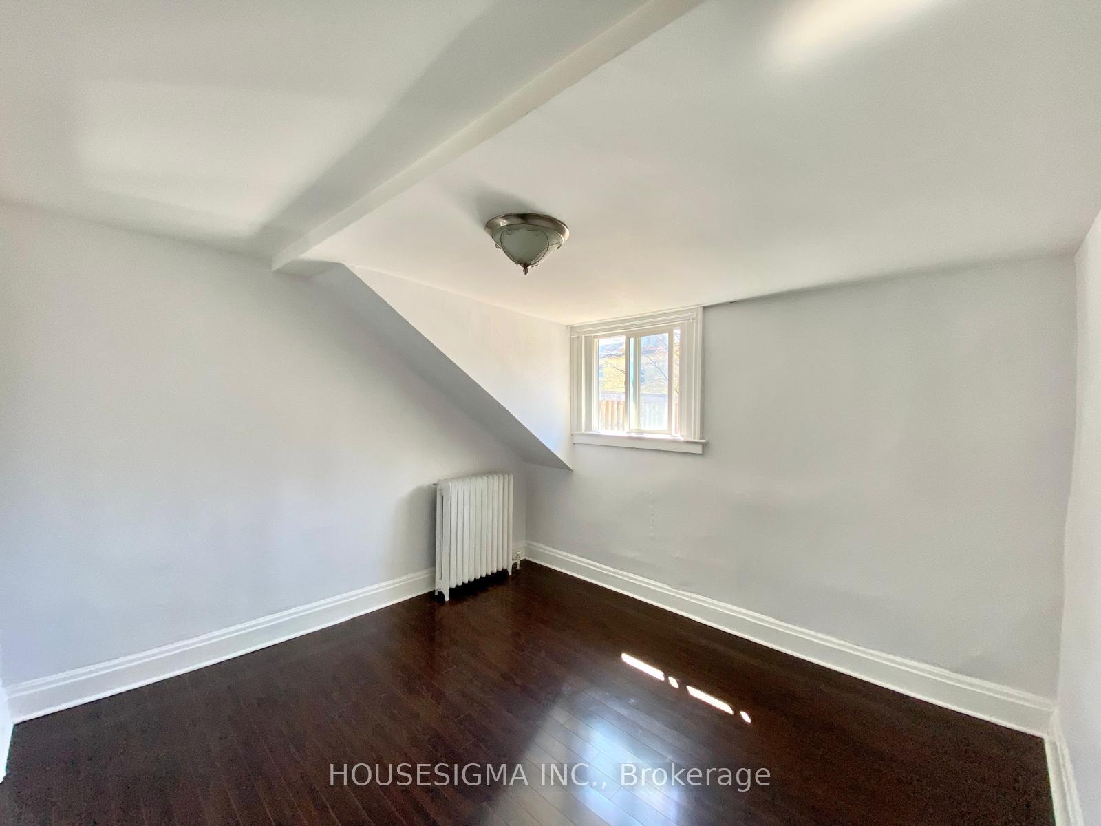 Photo 11 of Unit Upper #3, 104 Pembroke Street, Toronto, Moss Park — HOMEH
