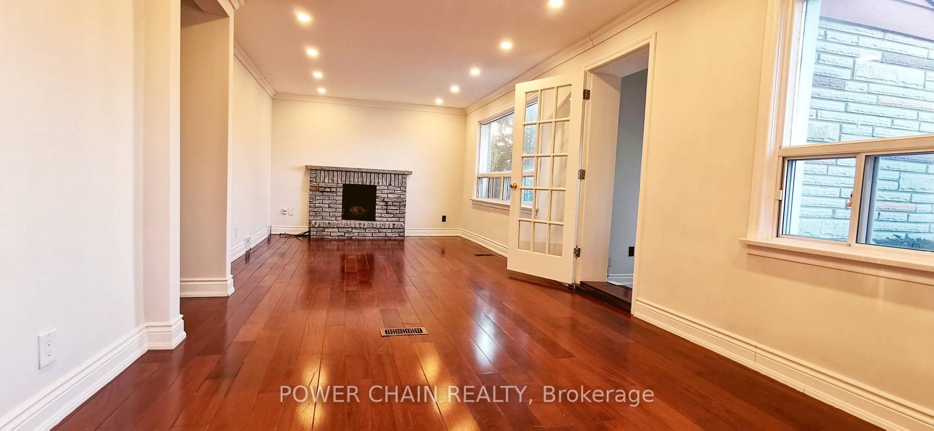 Photo 1 of Unit Upper, 163 Ellesmere Road, Scarborough, Wexford-Maryvale — HOMEH