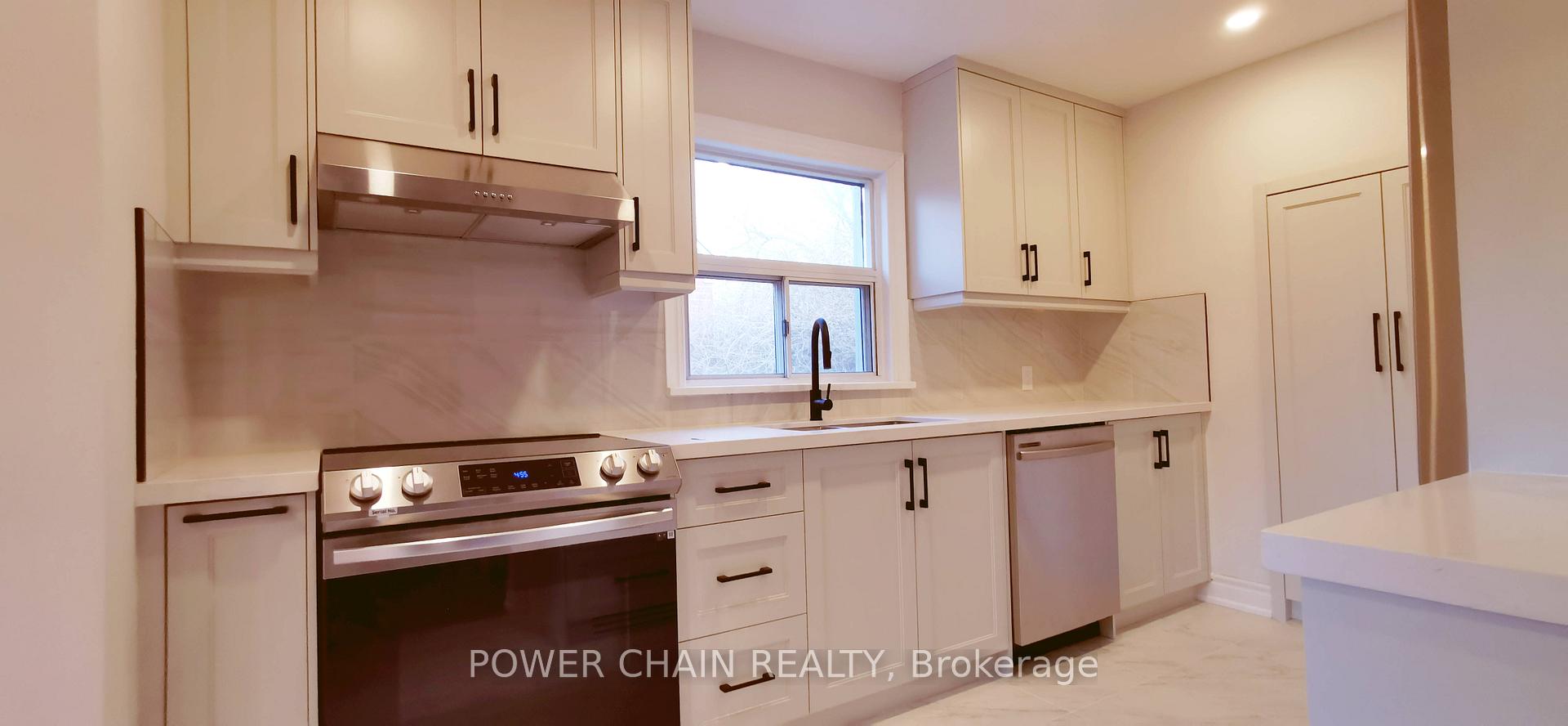 Photo 5 of Unit Upper, 163 Ellesmere Road, Scarborough, Wexford-Maryvale — HOMEH