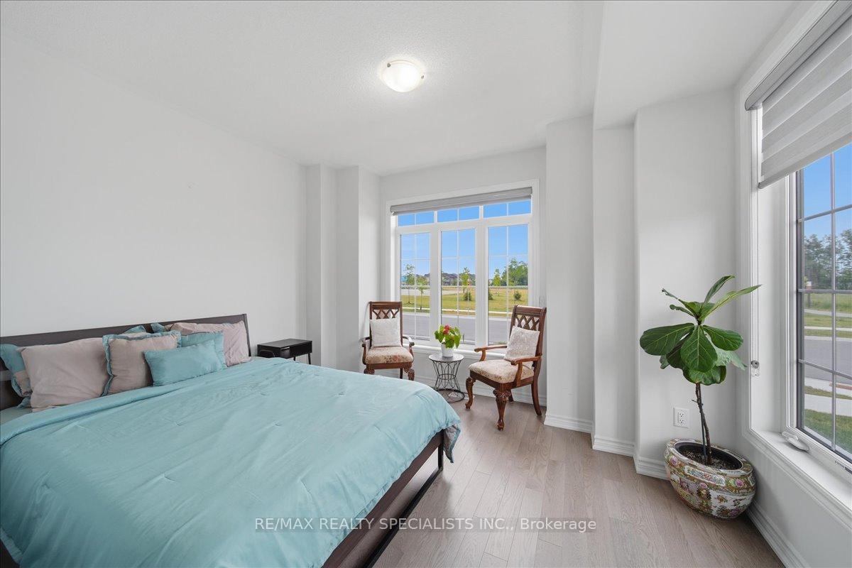Photo 27 of 120 Durham Avenue, Barrie, Rural Barrie Southeast — HOMEH