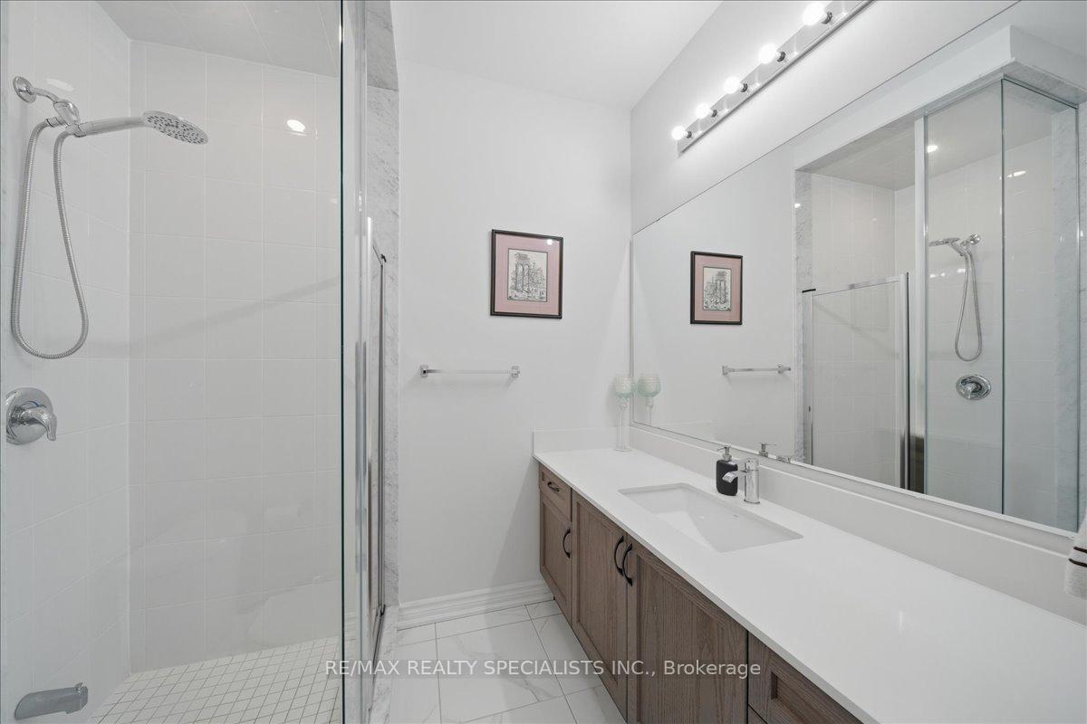 Photo 29 of 120 Durham Avenue, Barrie, Rural Barrie Southeast — HOMEH