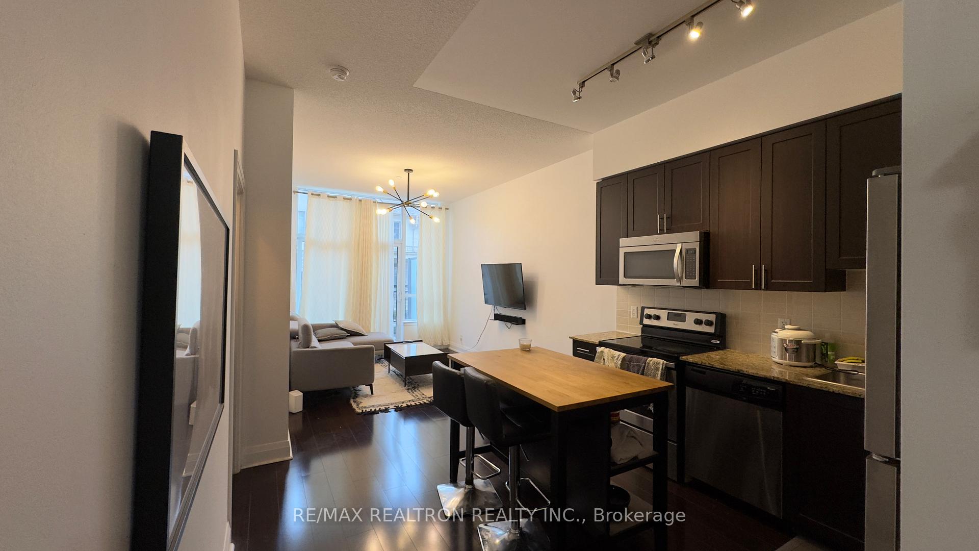 Photo 6 of Unit 116, 376 Highway 7 Road E, Richmond Hill, Doncrest — HOMEH