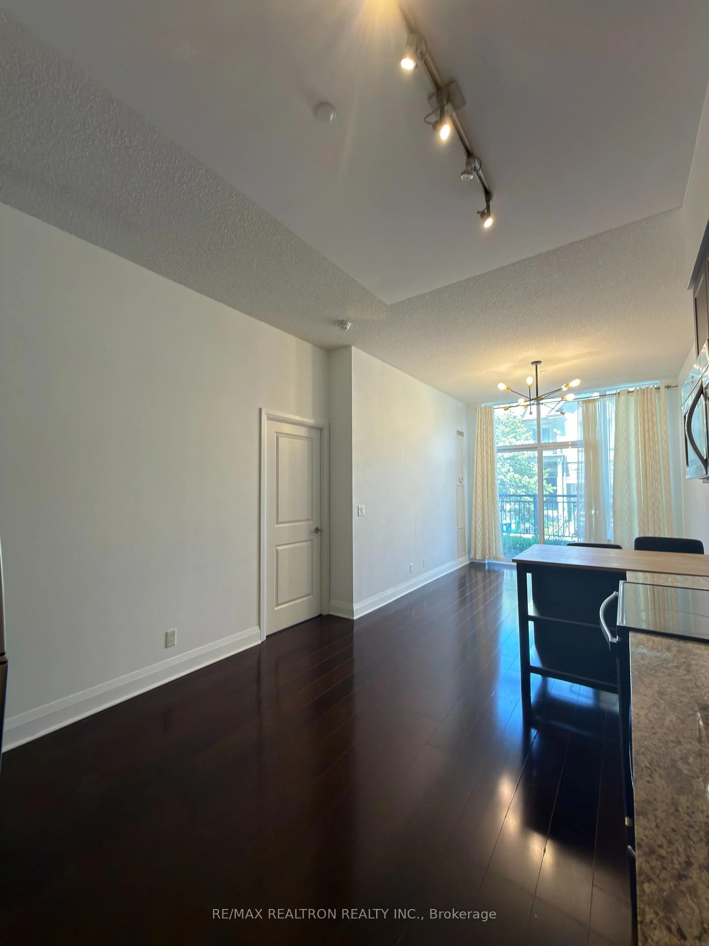 Photo 22 of Unit 116, 376 Highway 7 Road E, Richmond Hill, Doncrest — HOMEH