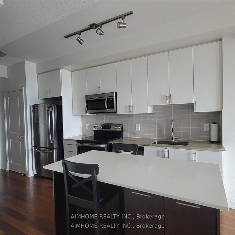 Photo 3 of Unit 829, 7161 Yonge Street, Markham, Grandview — HOMEH