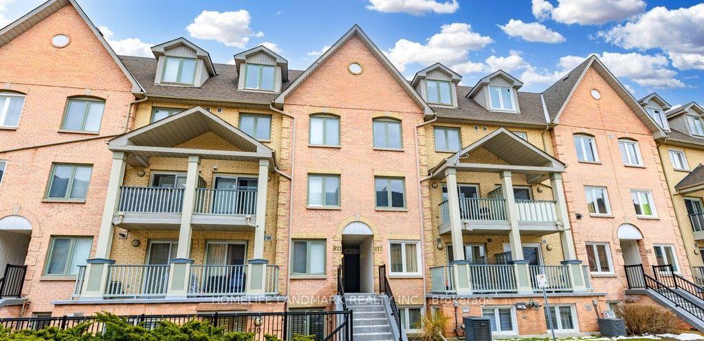 Front of Unit 818, 75 Weldrick Road E
