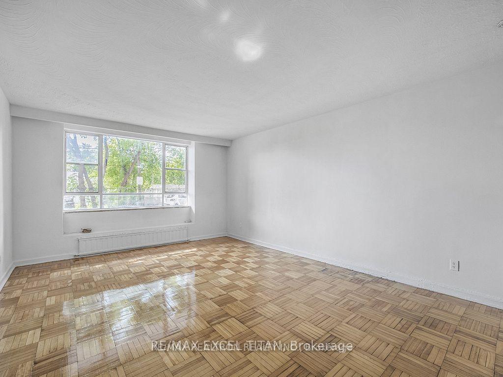 Front of Unit 301, 165 Cosburn Avenue