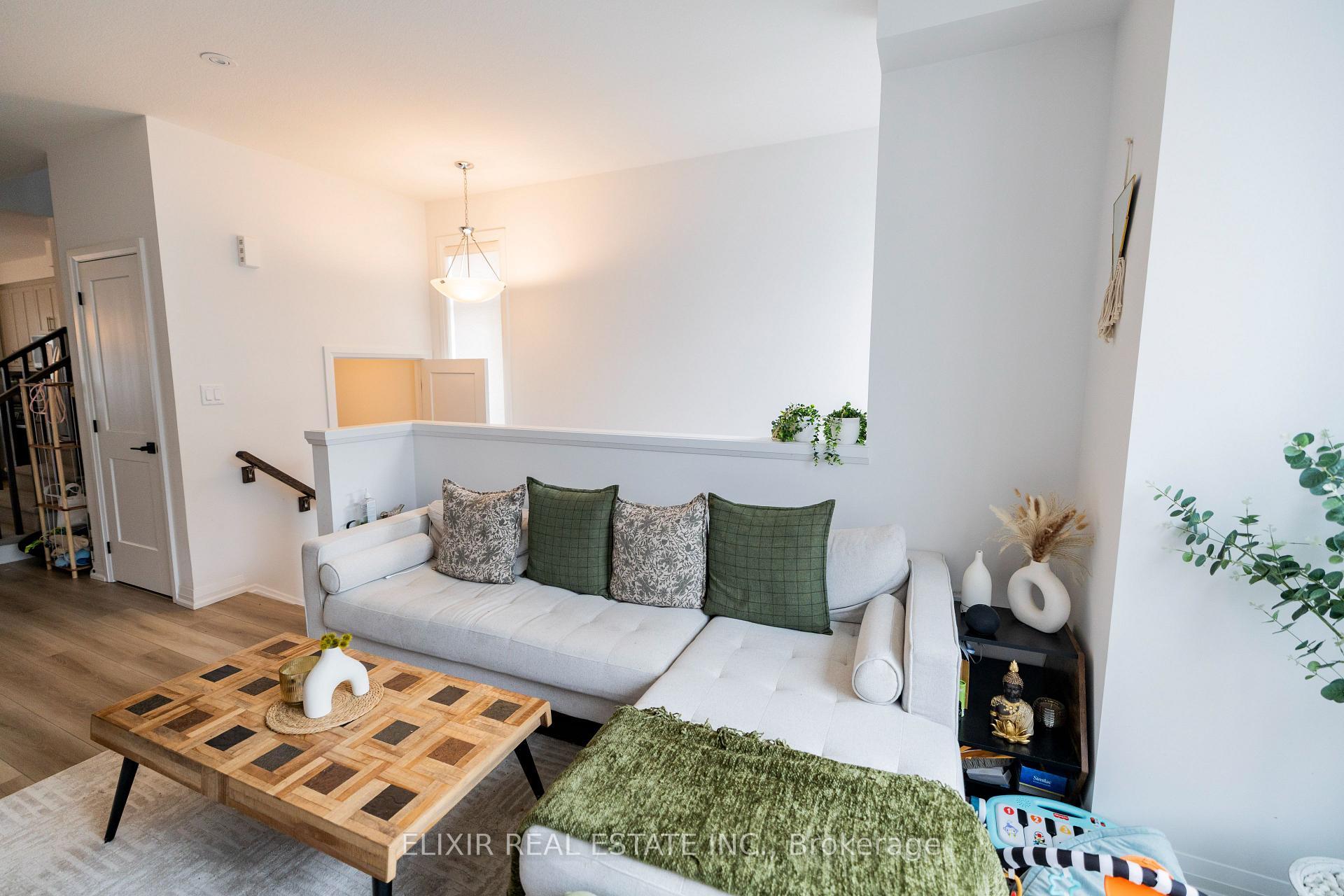 Photo 8 of Unit 48, 55 Tom Brown Drive, Brant, Paris — HOMEH