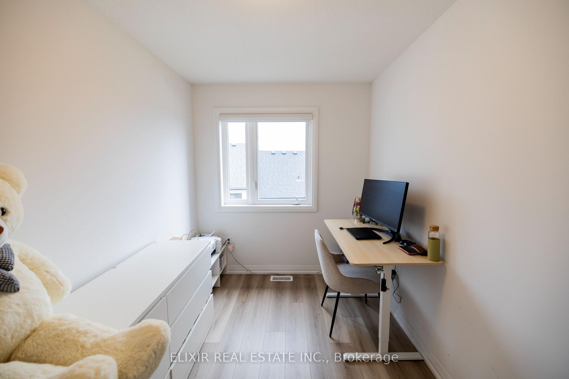 Photo 20 of Unit 48, 55 Tom Brown Drive, Brant, Paris — HOMEH