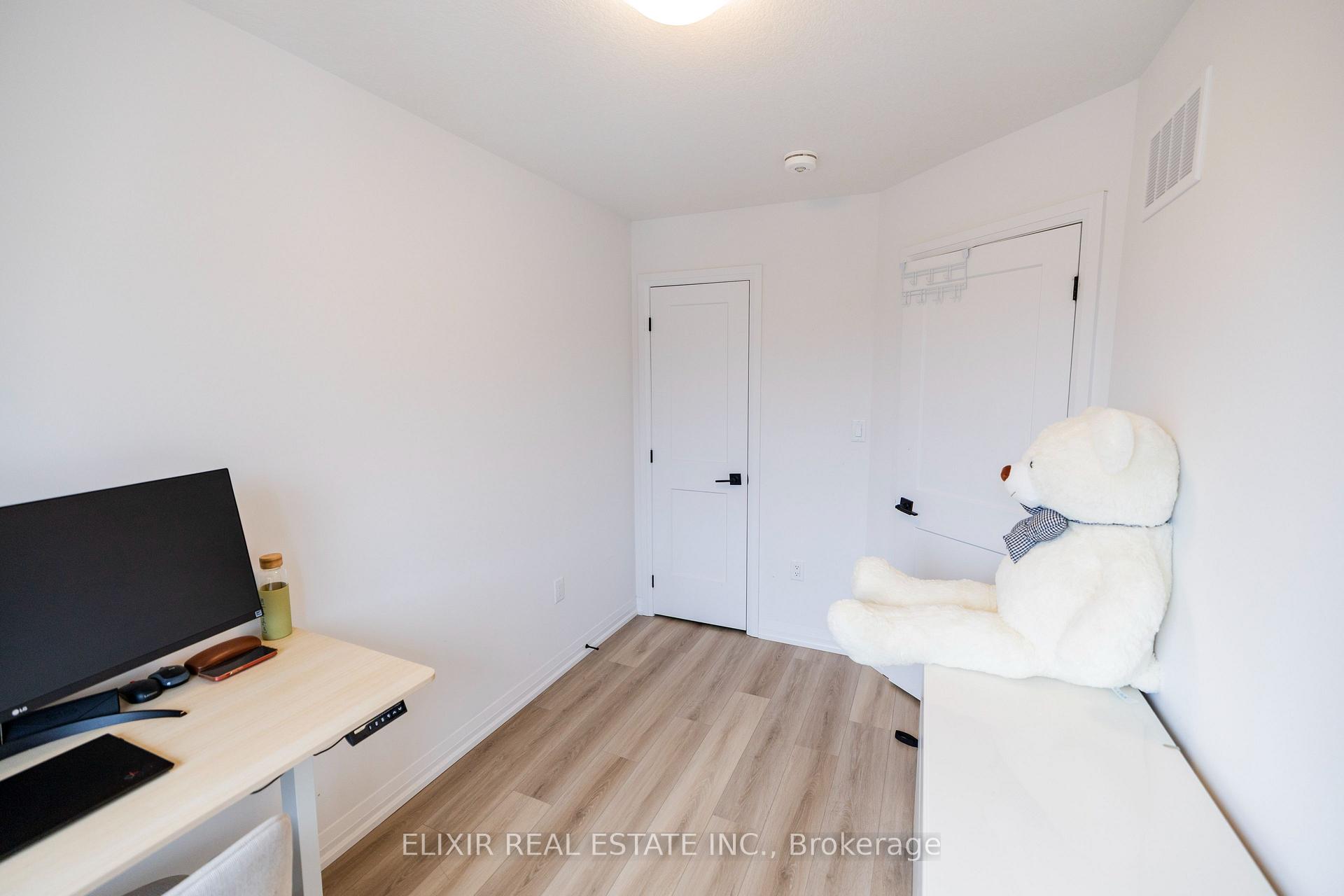 Photo 21 of Unit 48, 55 Tom Brown Drive, Brant, Paris — HOMEH