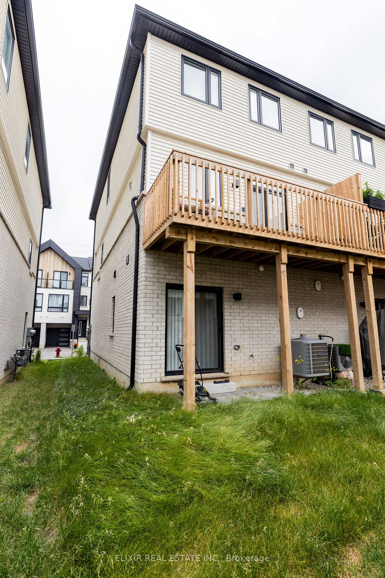 Photo 41 of Unit 48, 55 Tom Brown Drive, Brant, Paris — HOMEH