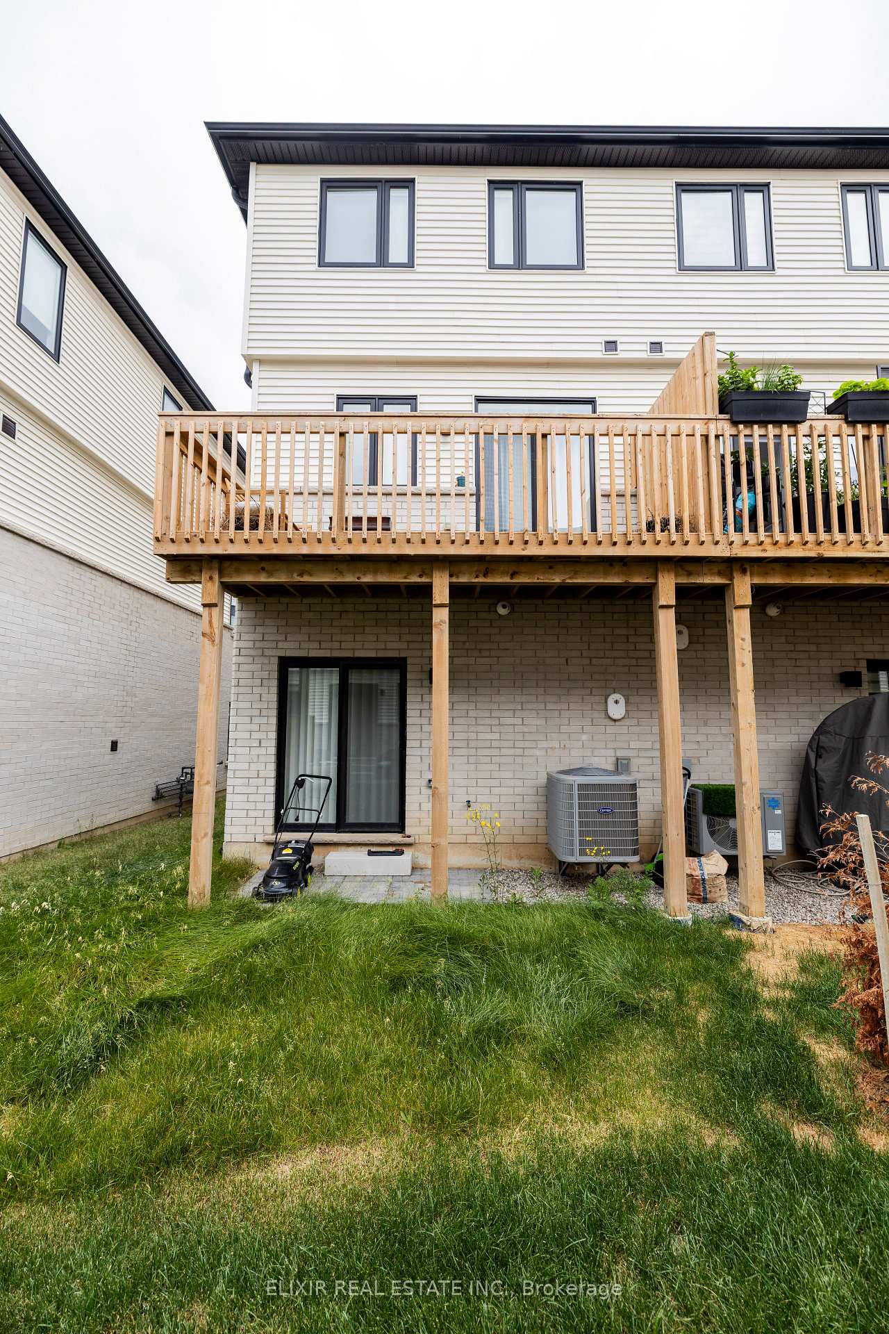 Photo 43 of Unit 48, 55 Tom Brown Drive, Brant, Paris — HOMEH