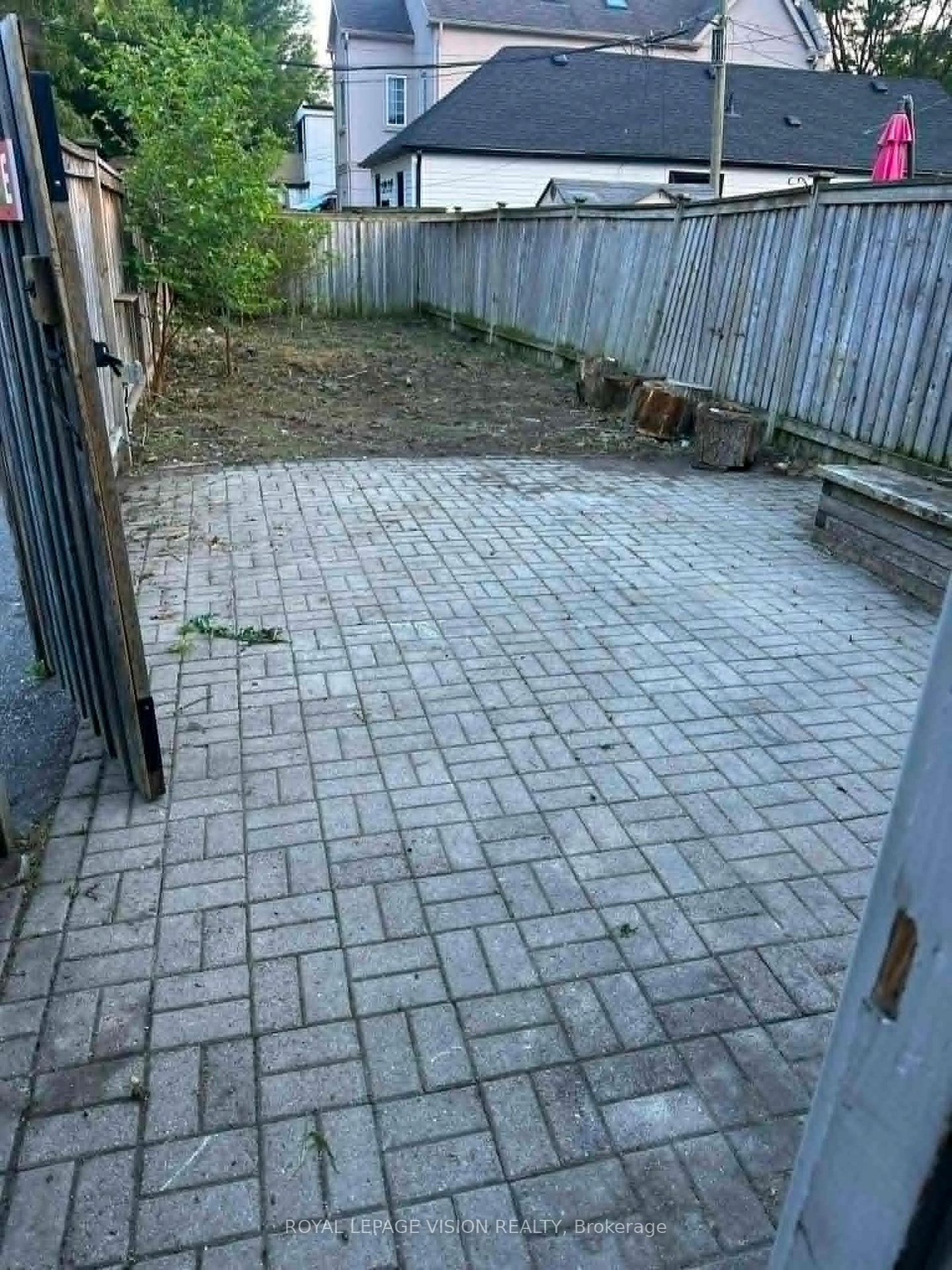 Photo 6 of 43 Jillson Avenue, Toronto, Runnymede-Bloor West Village — HOMEH