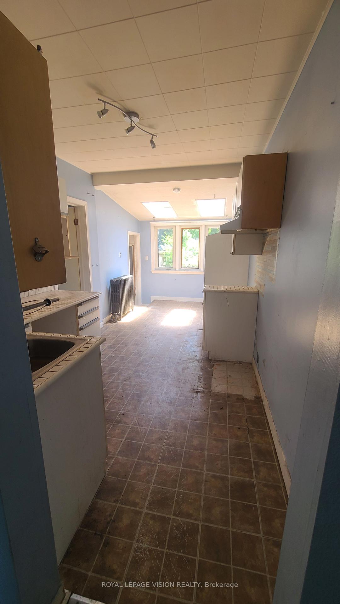 Photo 15 of 43 Jillson Avenue, Toronto, Runnymede-Bloor West Village — HOMEH