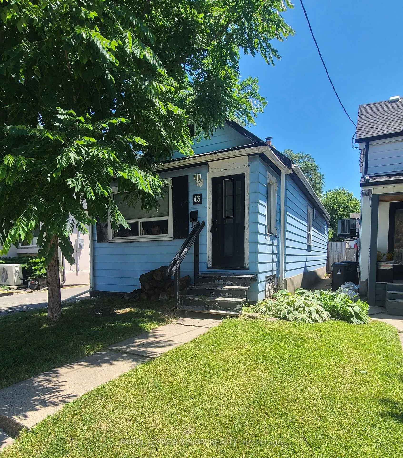Photo 1 of 43 Jillson Avenue, Toronto, Runnymede-Bloor West Village — HOMEH