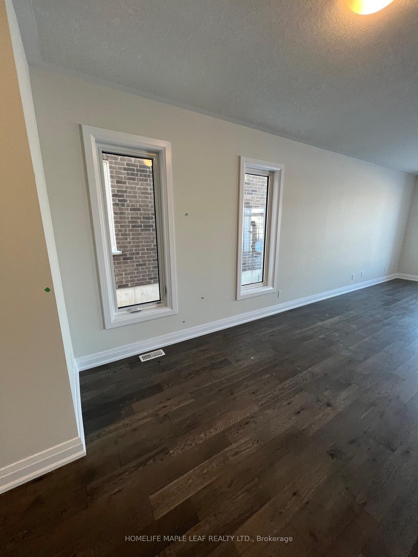 Photo 13 of 917 Valencia Court, Kitchener, Huron Park — HOMEH