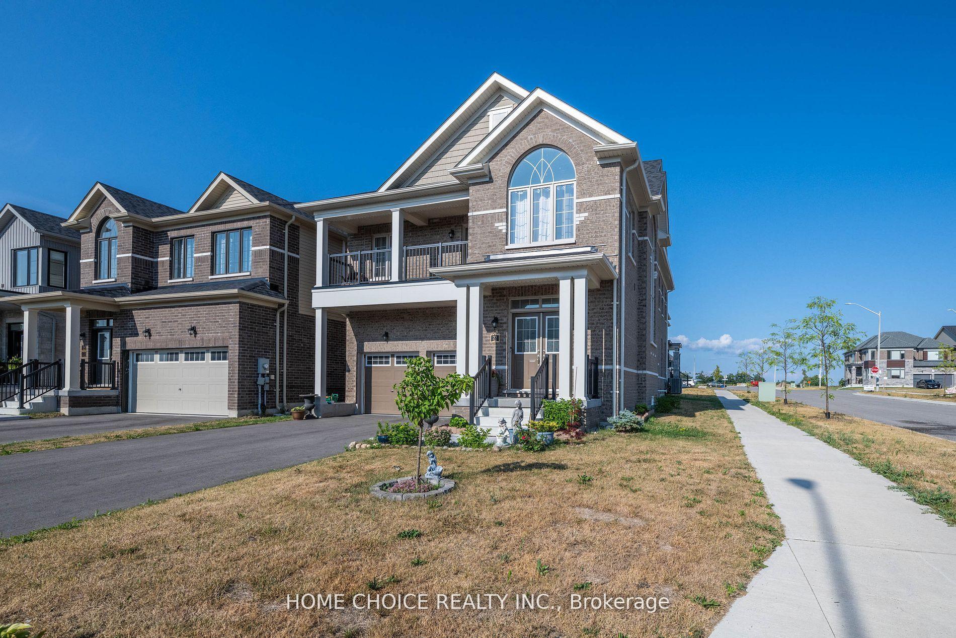 Photo 2 of 22 Ludlow Drive E, Barrie, Rural Barrie Southeast — HOMEH