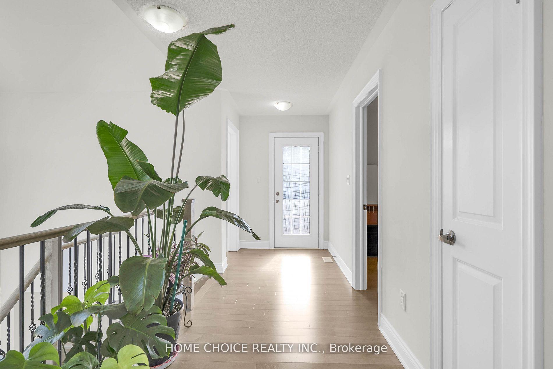 Photo 6 of 22 Ludlow Drive E, Barrie, Rural Barrie Southeast — HOMEH