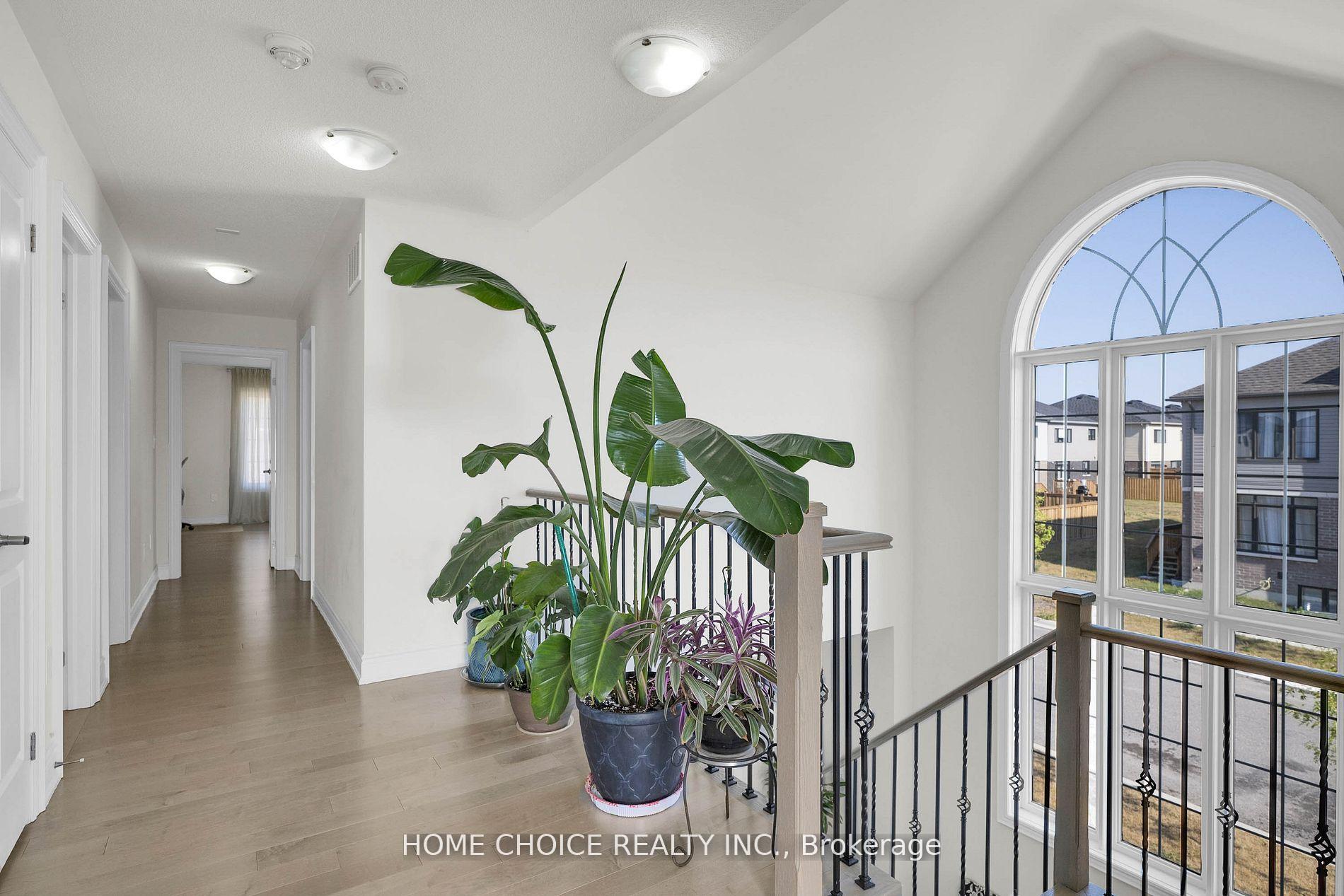 Photo 7 of 22 Ludlow Drive E, Barrie, Rural Barrie Southeast — HOMEH