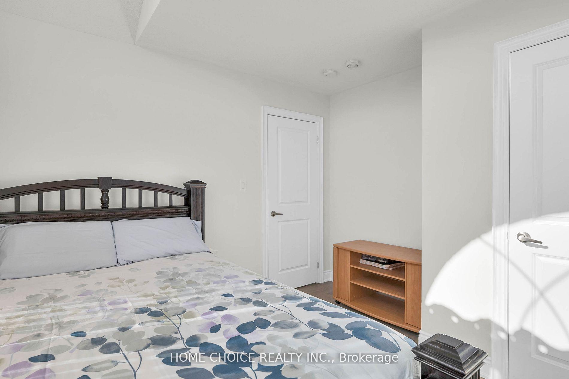Photo 24 of 22 Ludlow Drive E, Barrie, Rural Barrie Southeast — HOMEH