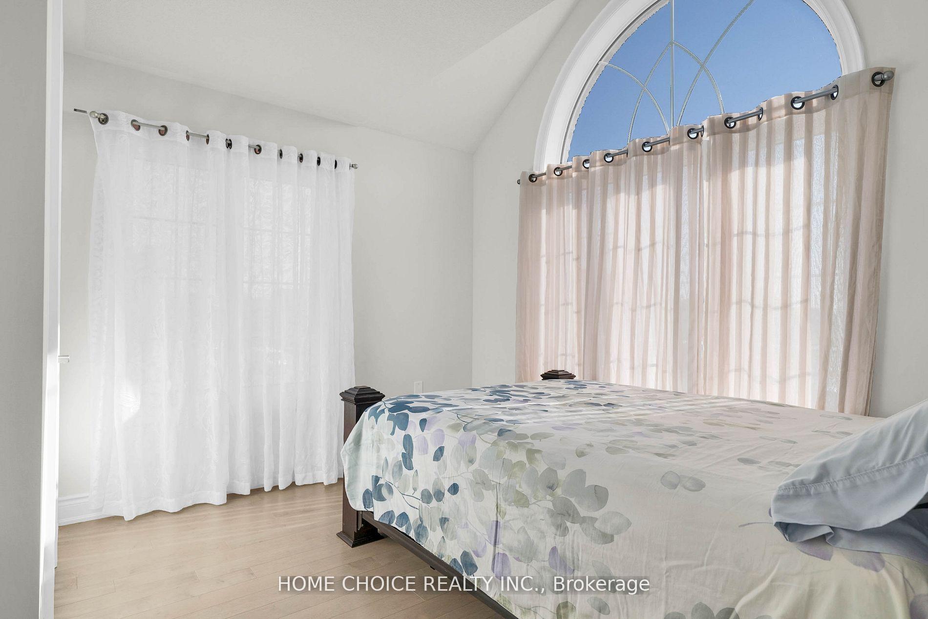 Photo 25 of 22 Ludlow Drive E, Barrie, Rural Barrie Southeast — HOMEH