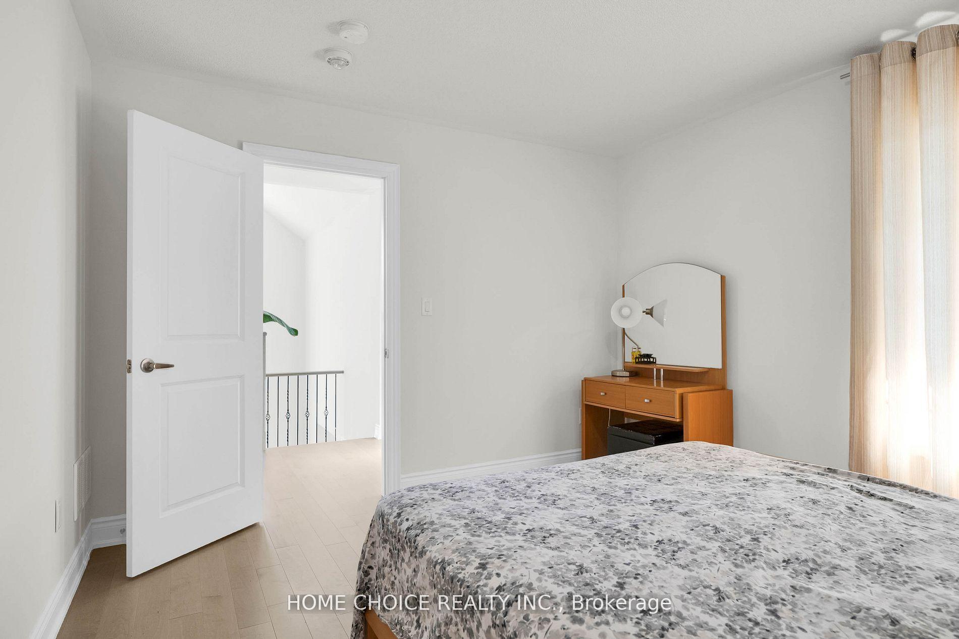 Photo 26 of 22 Ludlow Drive E, Barrie, Rural Barrie Southeast — HOMEH